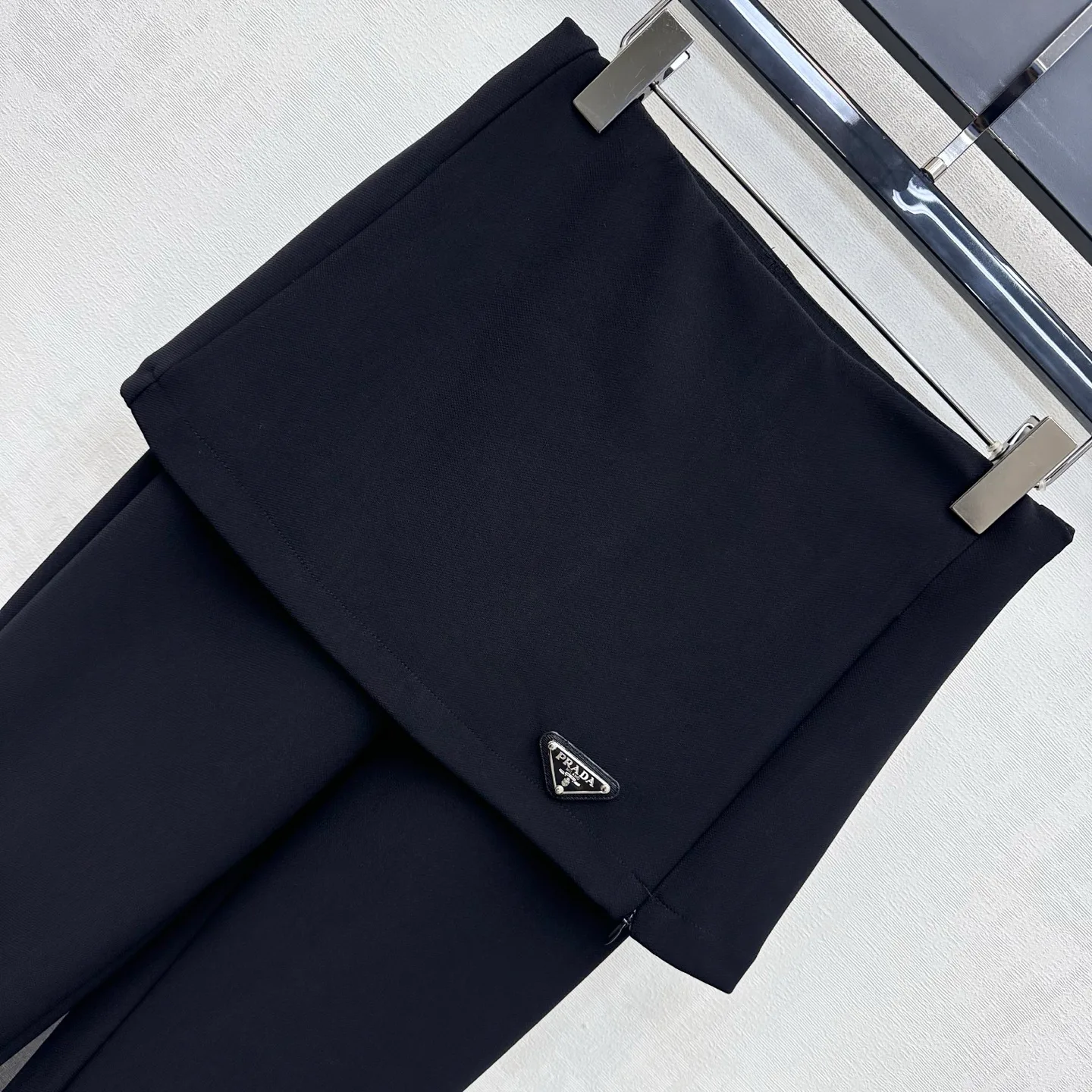 Women's Trousers PRADA 17877555