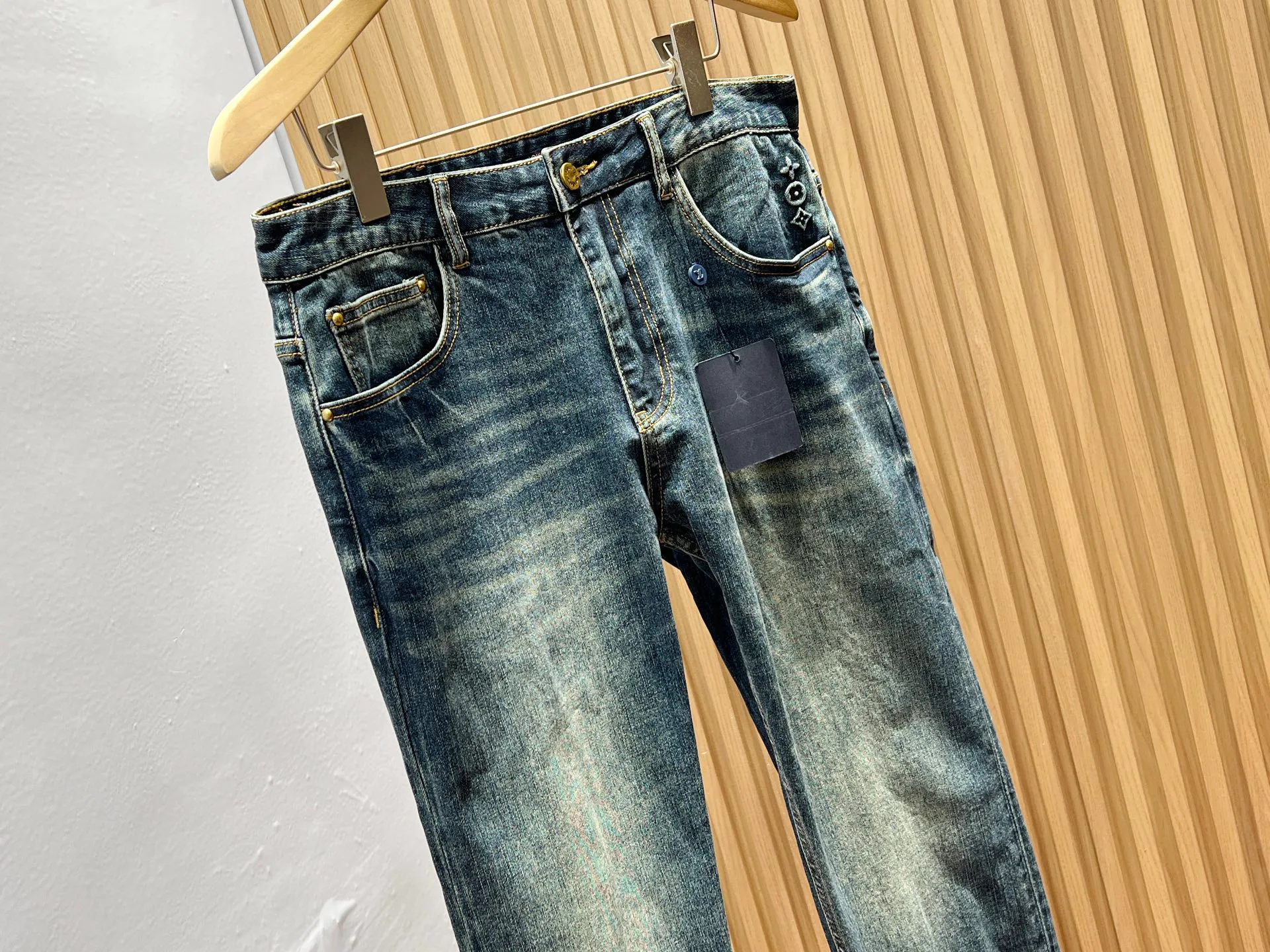 Men's Jeans LOUIS VUITTON 18084591