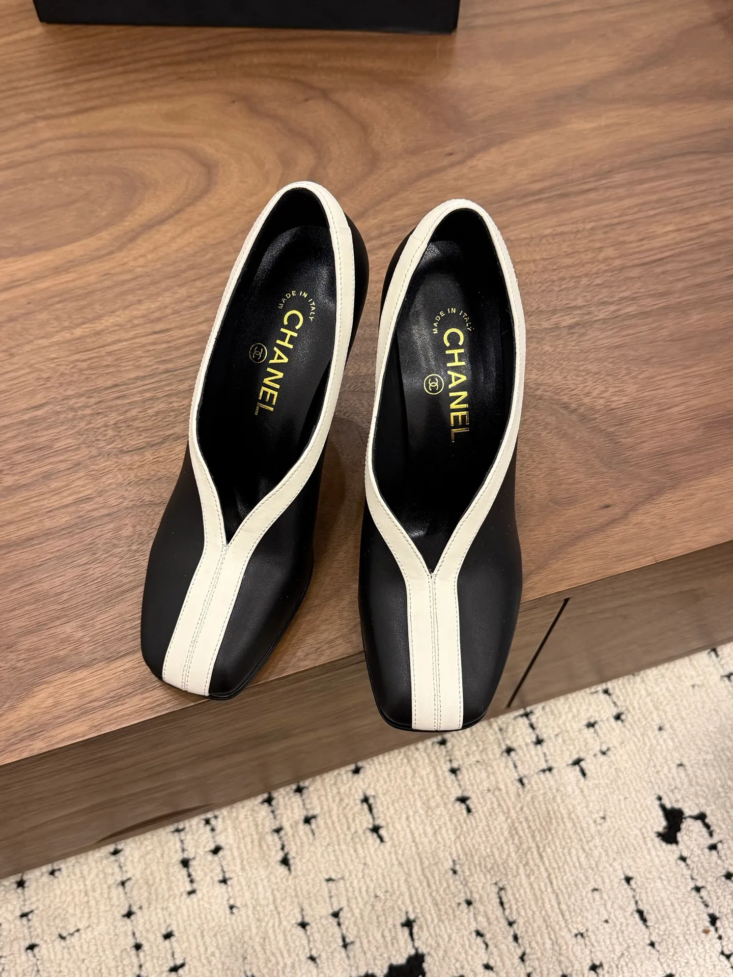 Women's Heels CHANEL 18275686