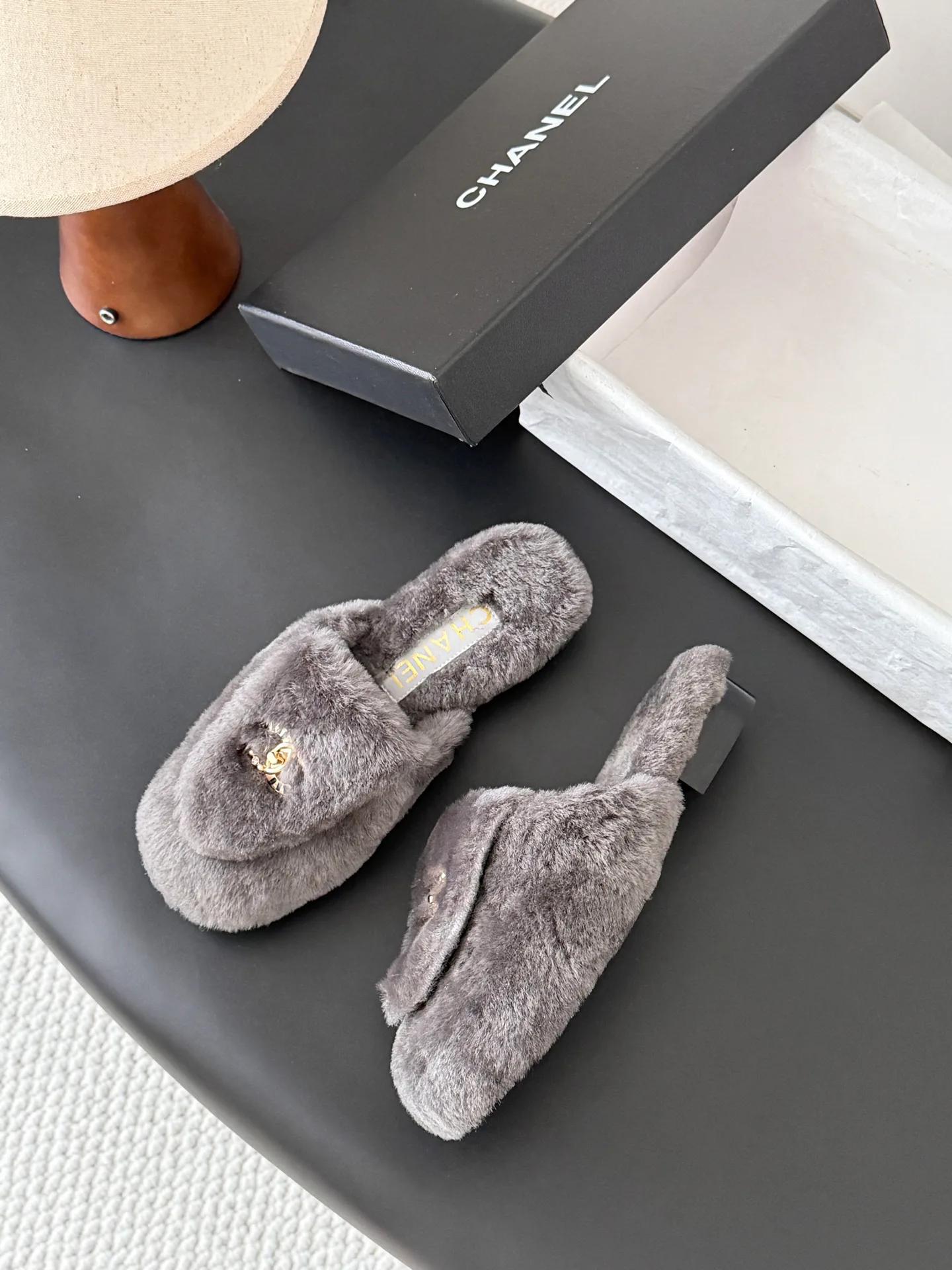 Women's Slippers CHANEL 18152784