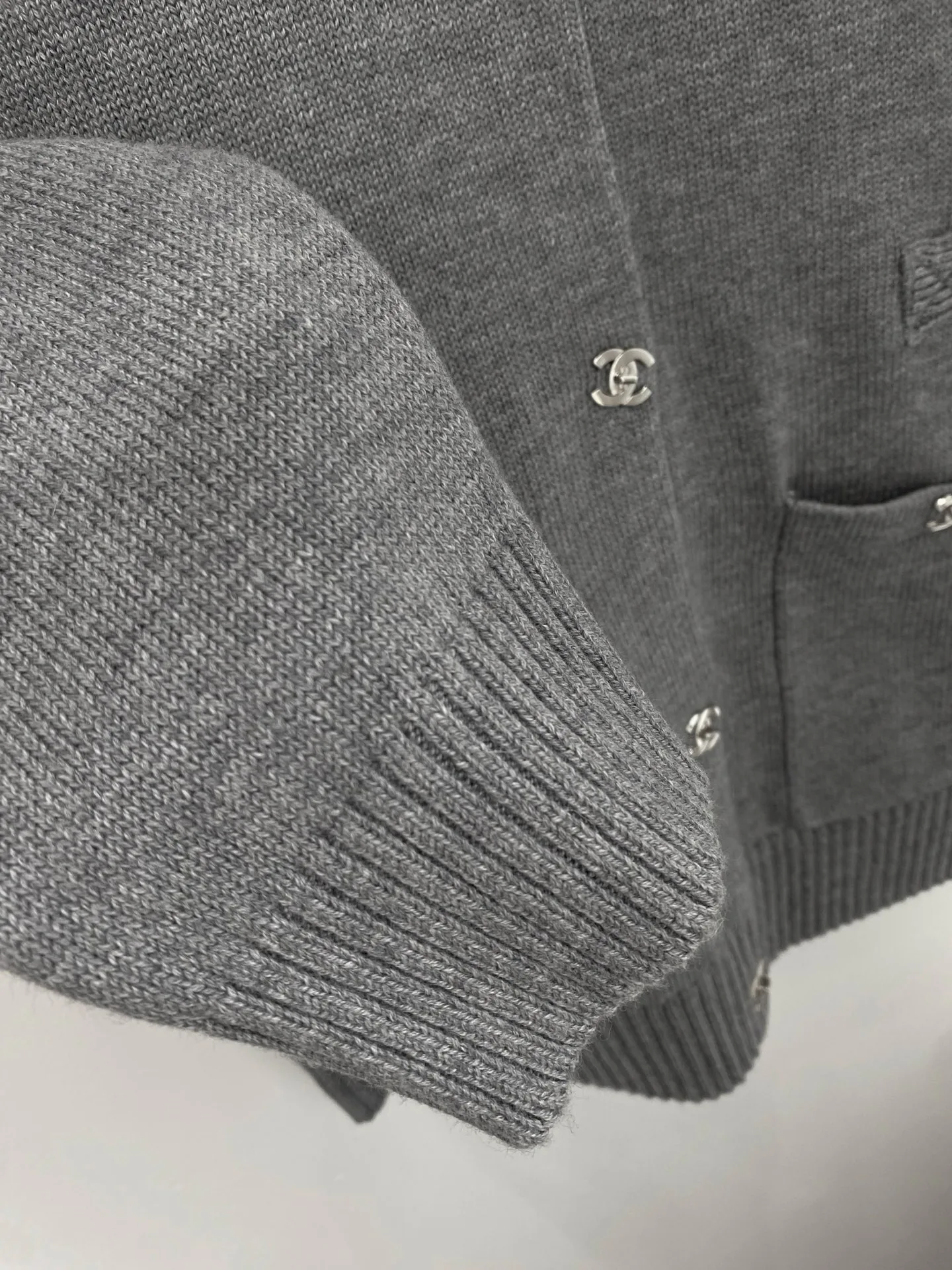 Women's Jumpers And Sweaters CHANEL 16962295