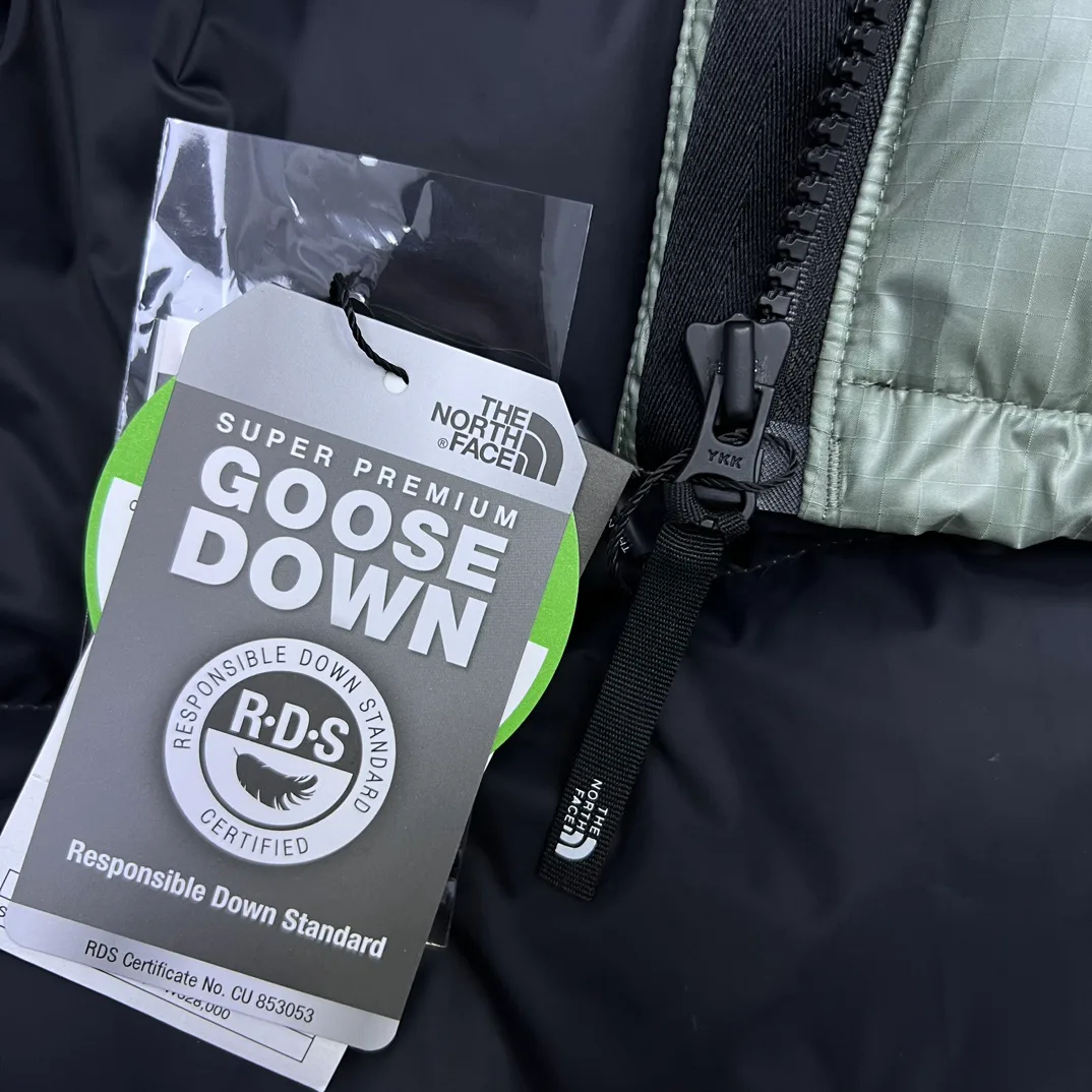 Куртки И Пуховики Мужские The North Face 18684508