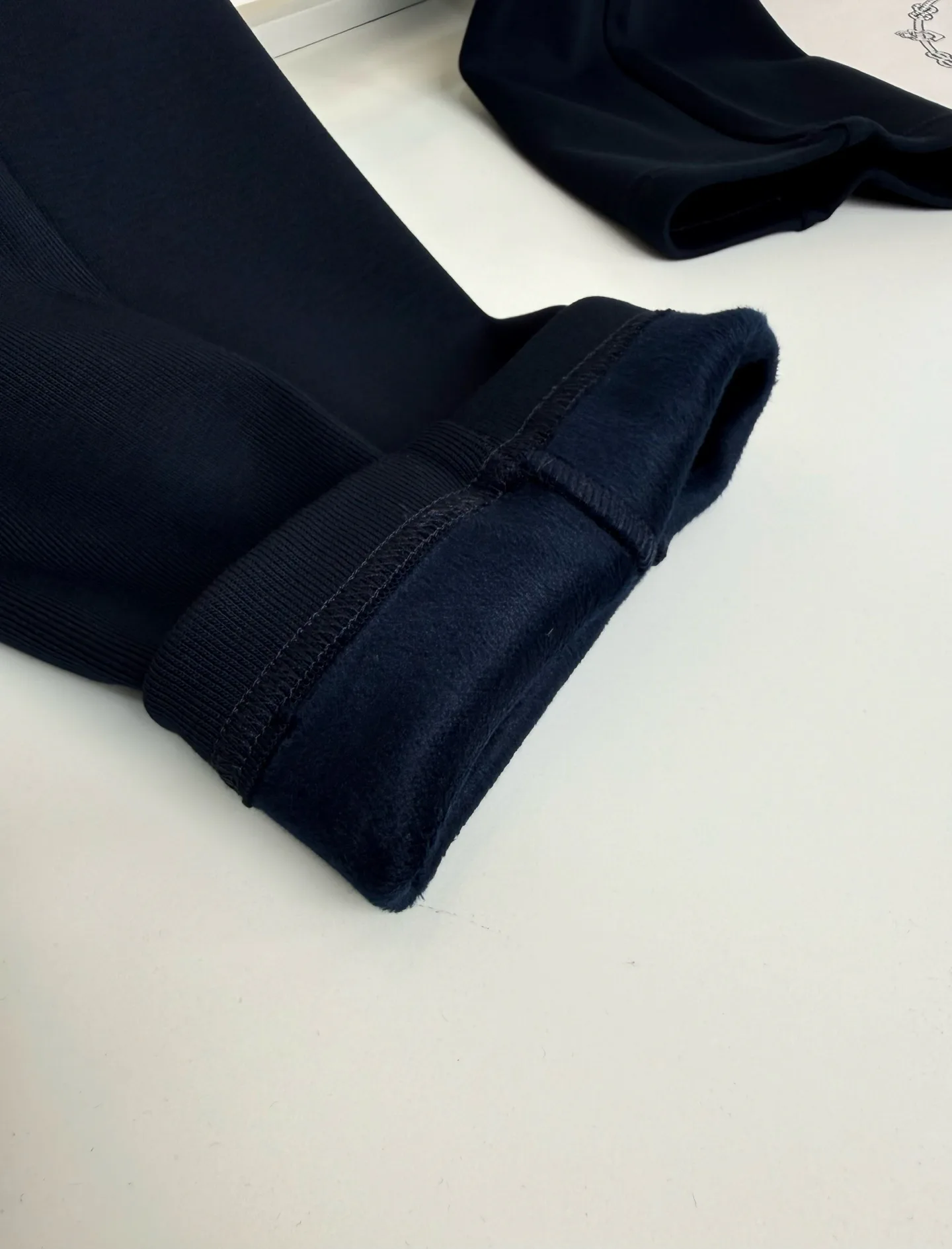 Men's Trousers PRADA 18084863