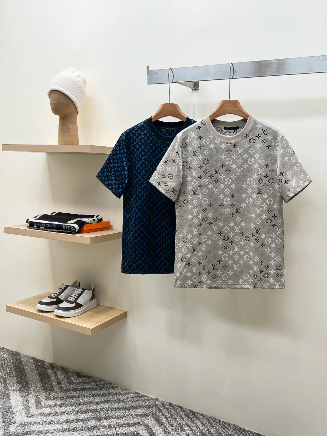 Men's T-Shirts LOUIS VUITTON 18499488