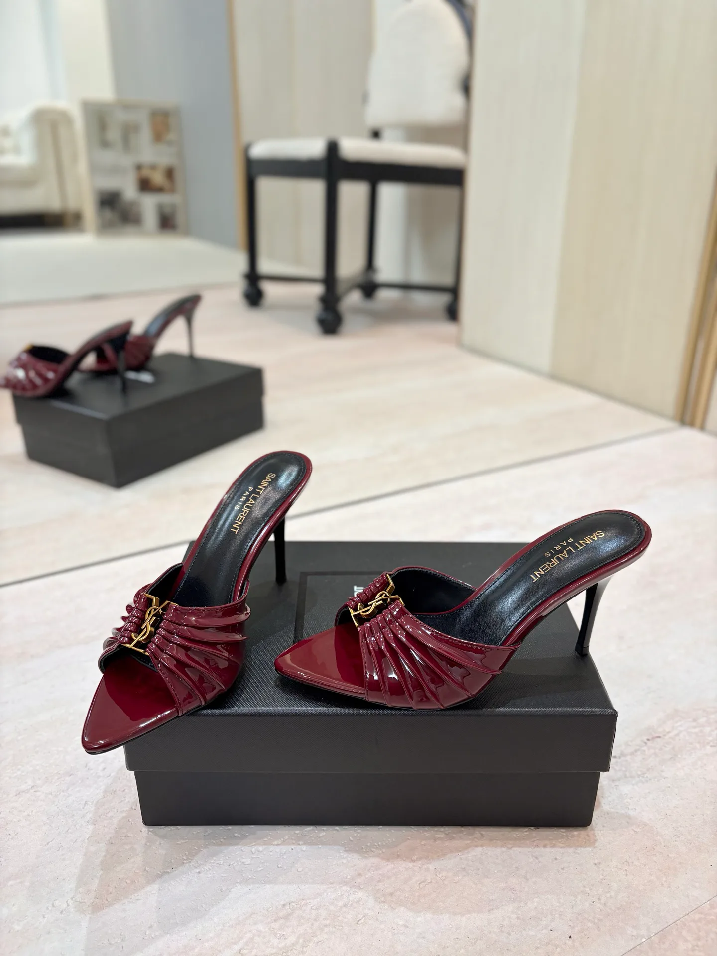 Women's Mules And Clogs SAINT LAURENT 17476094