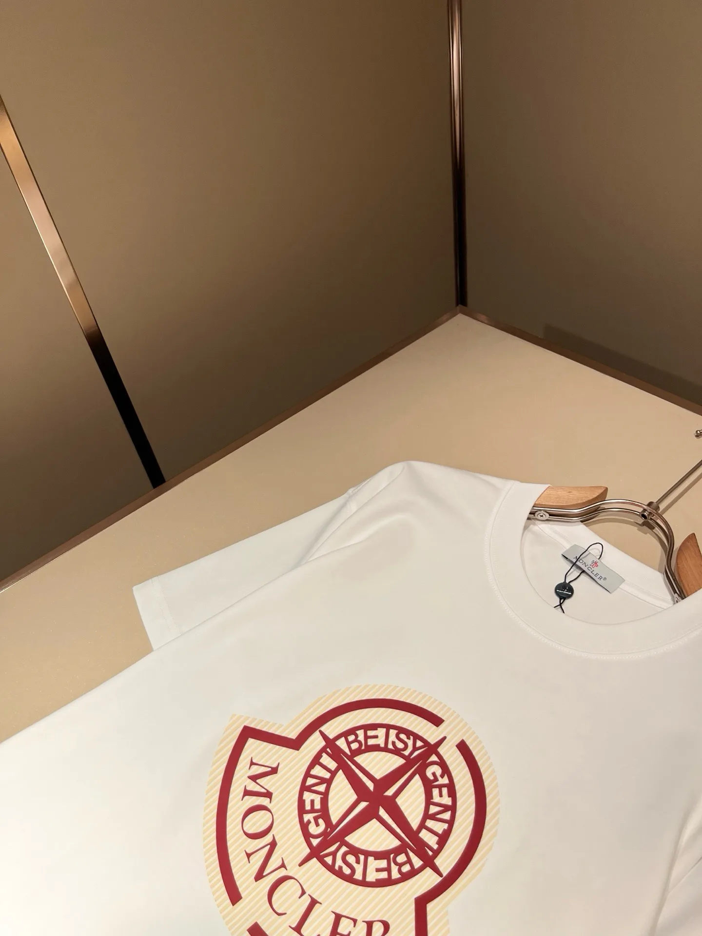 Футболки Мужские Moncler 18592698
