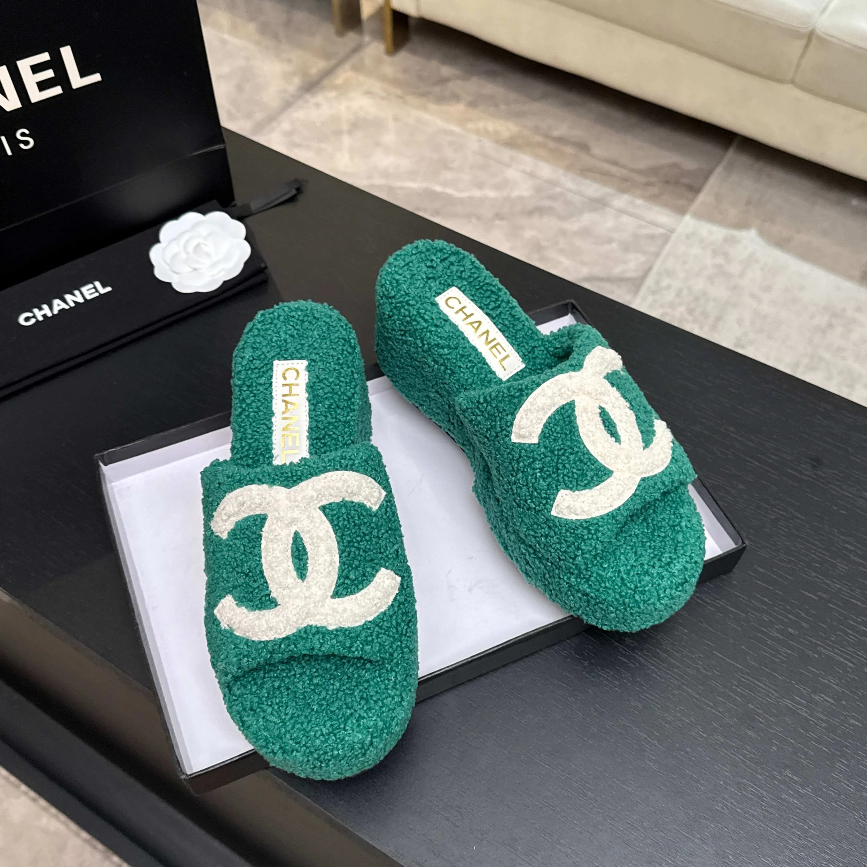 Women's Slippers CHANEL 18501001