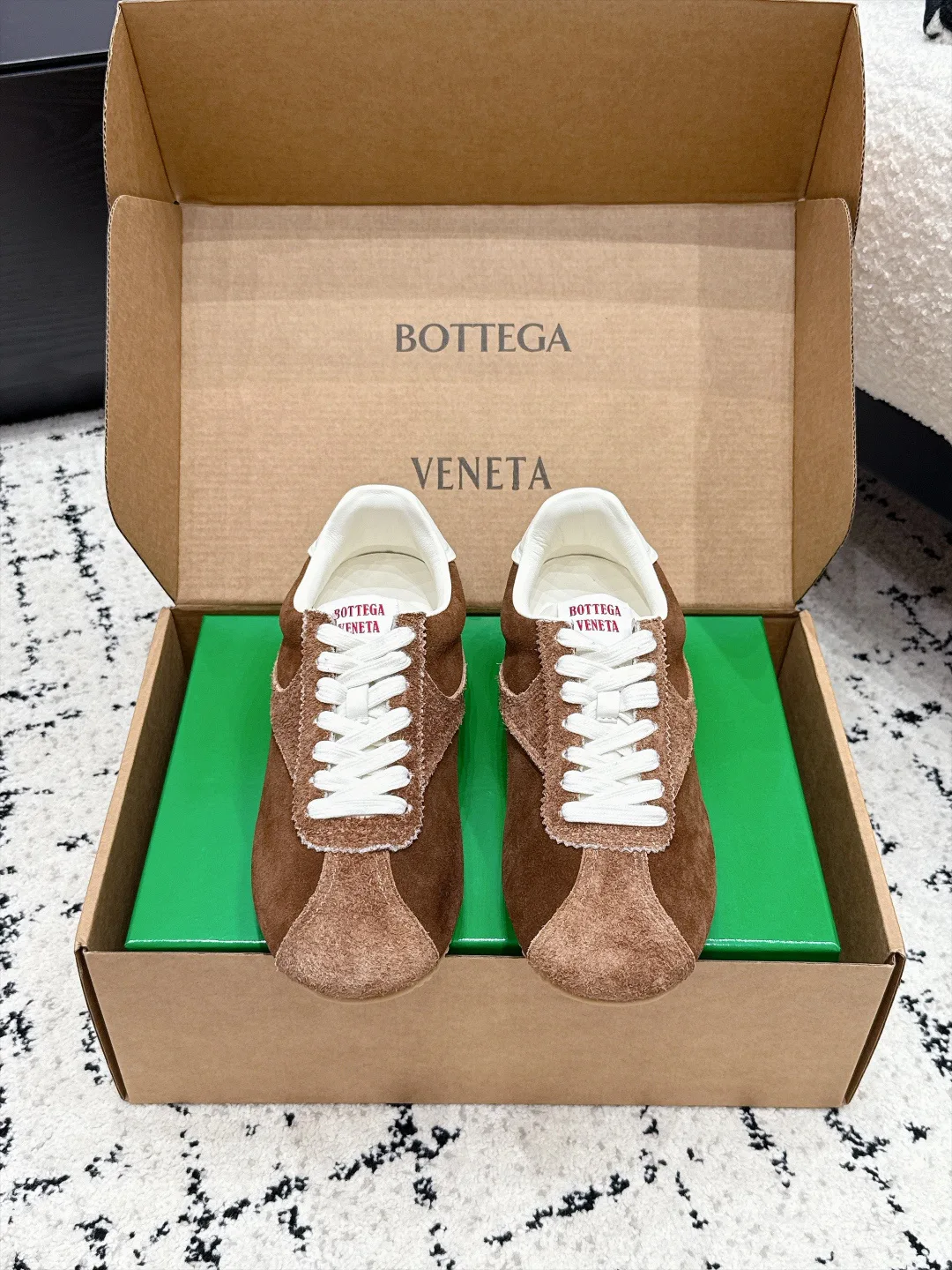 Women's Sneakers BOTTEGA VENETA 18125101