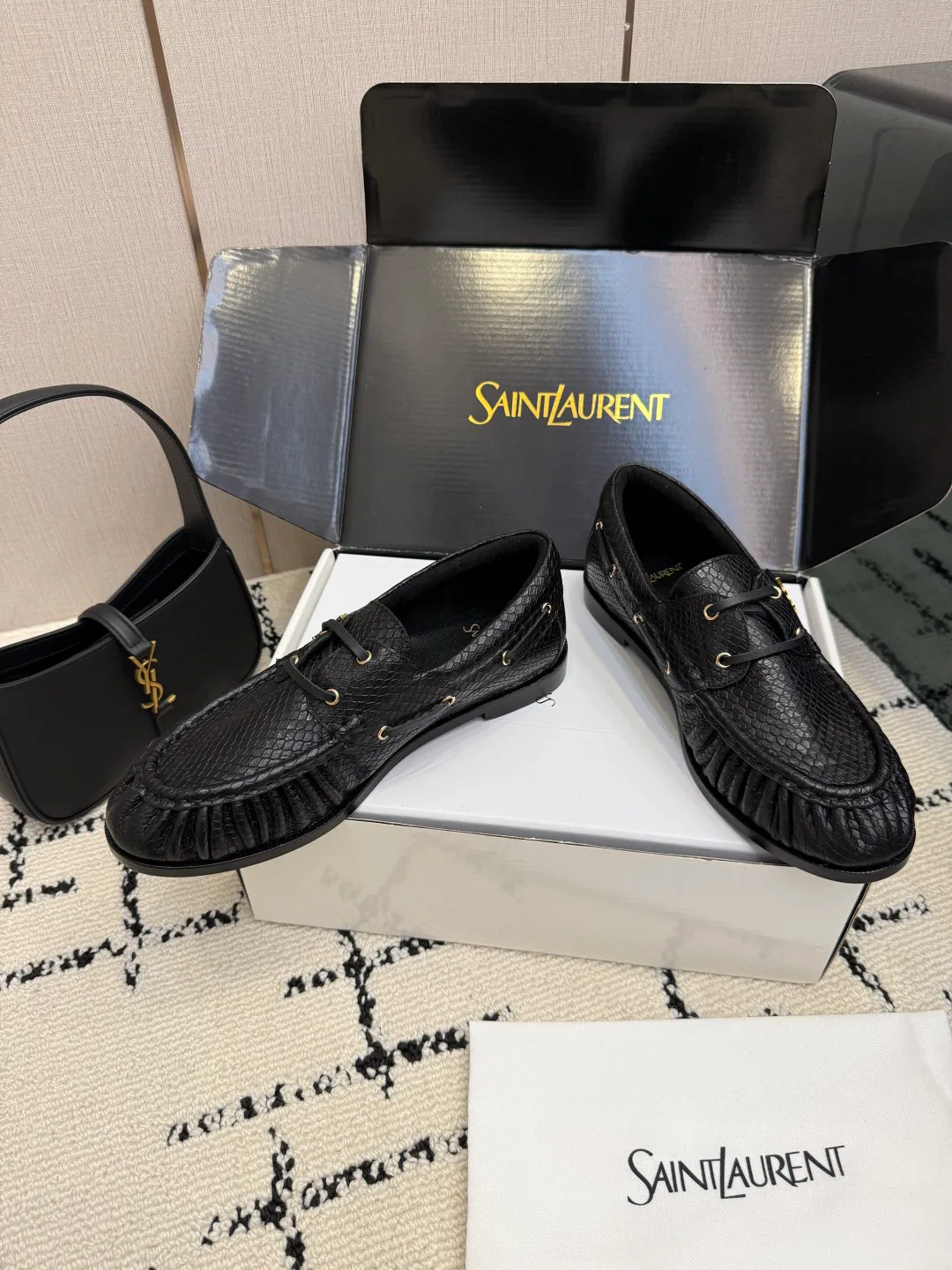Women's Loafers And Moccasins SAINT LAURENT 17816915