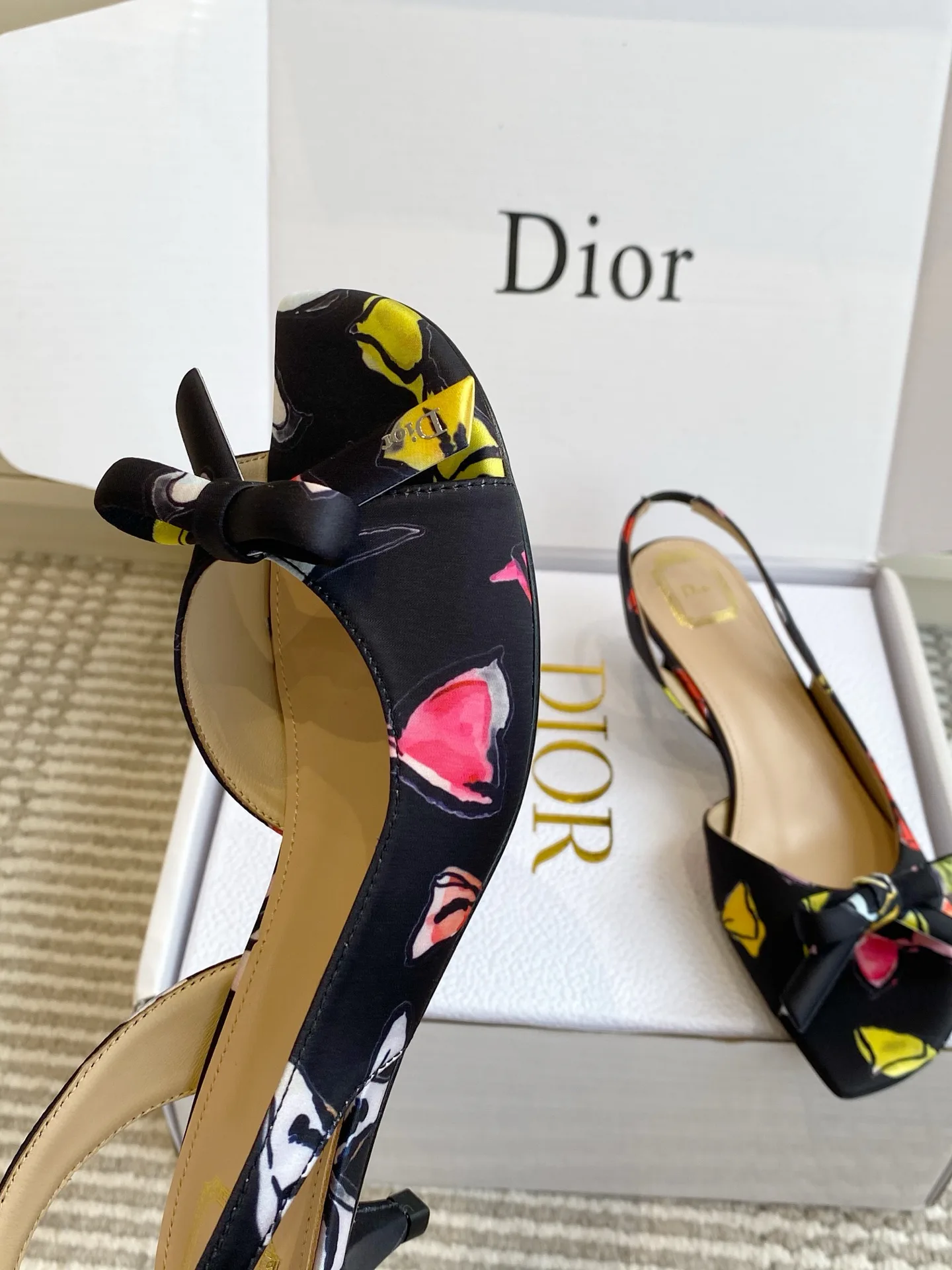 Women's Open-Toe Sandals CHRISTIAN DIOR 17449423