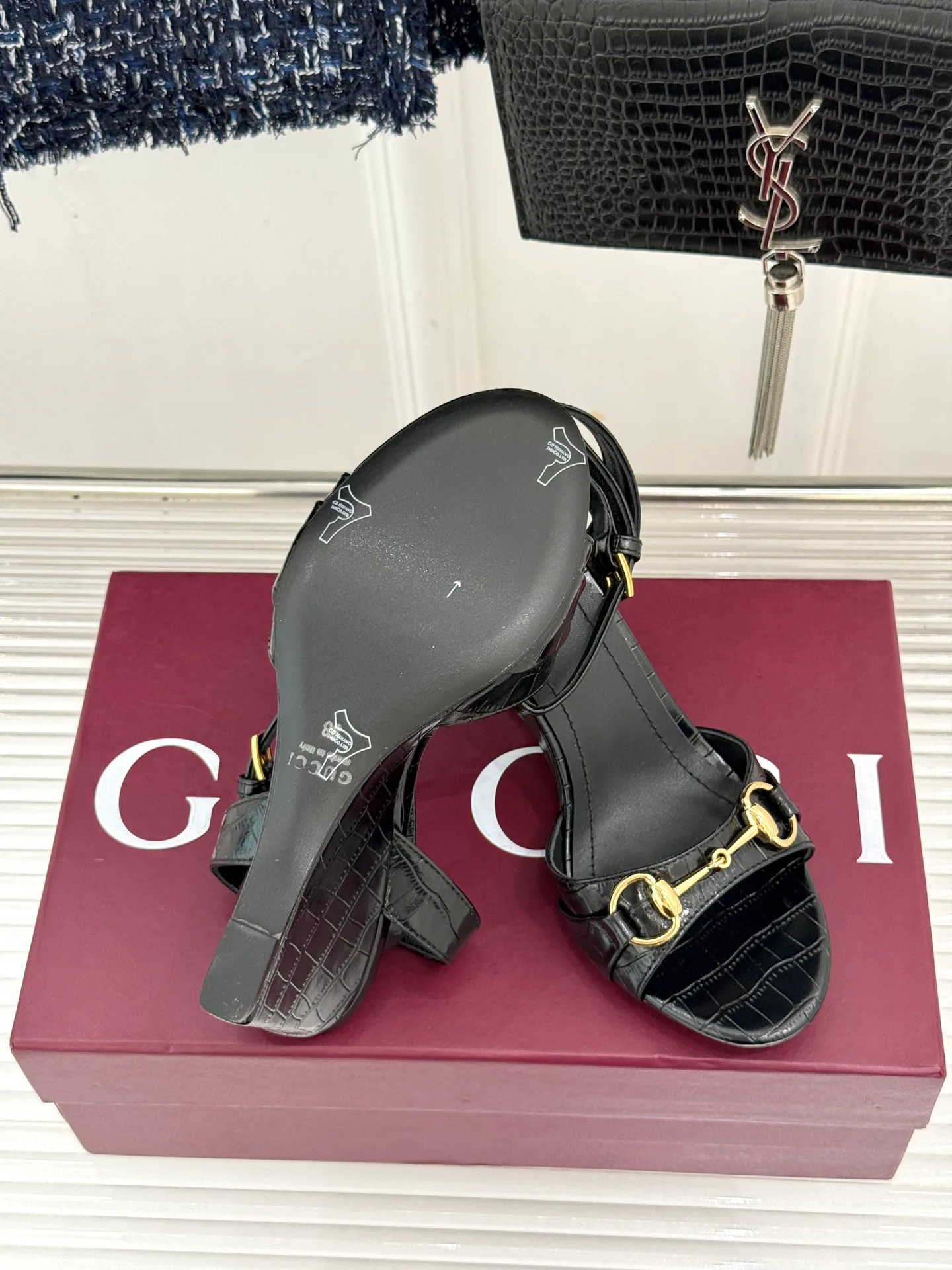 Women's Open-Toe Sandals GUCCI 18034507
