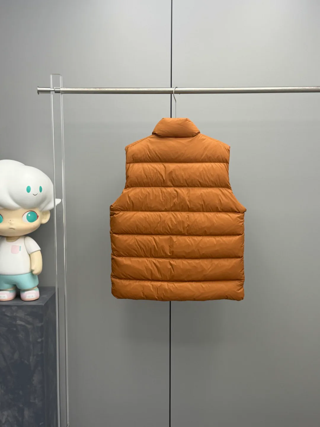 Жилеты Мужские Moncler 18684550