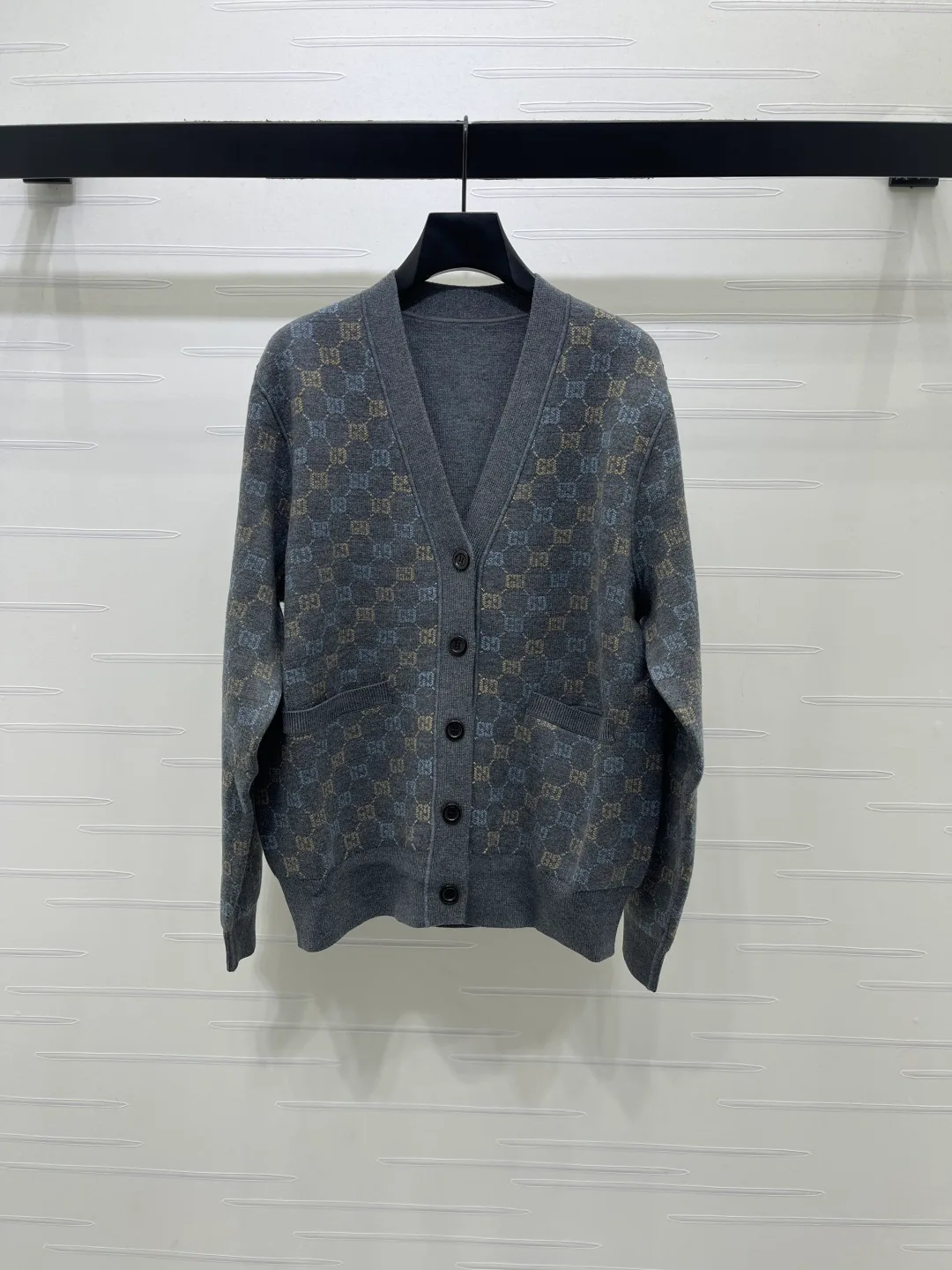 Women's Jumpers And Sweaters GUCCI 17781927