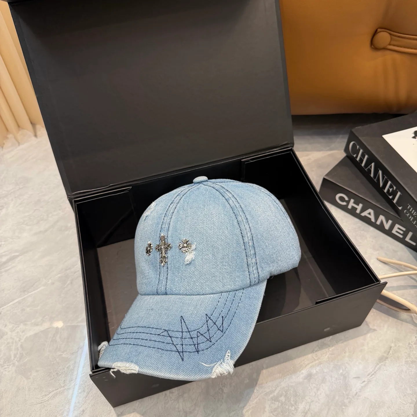 Hats CHROME HEARTS 17038459