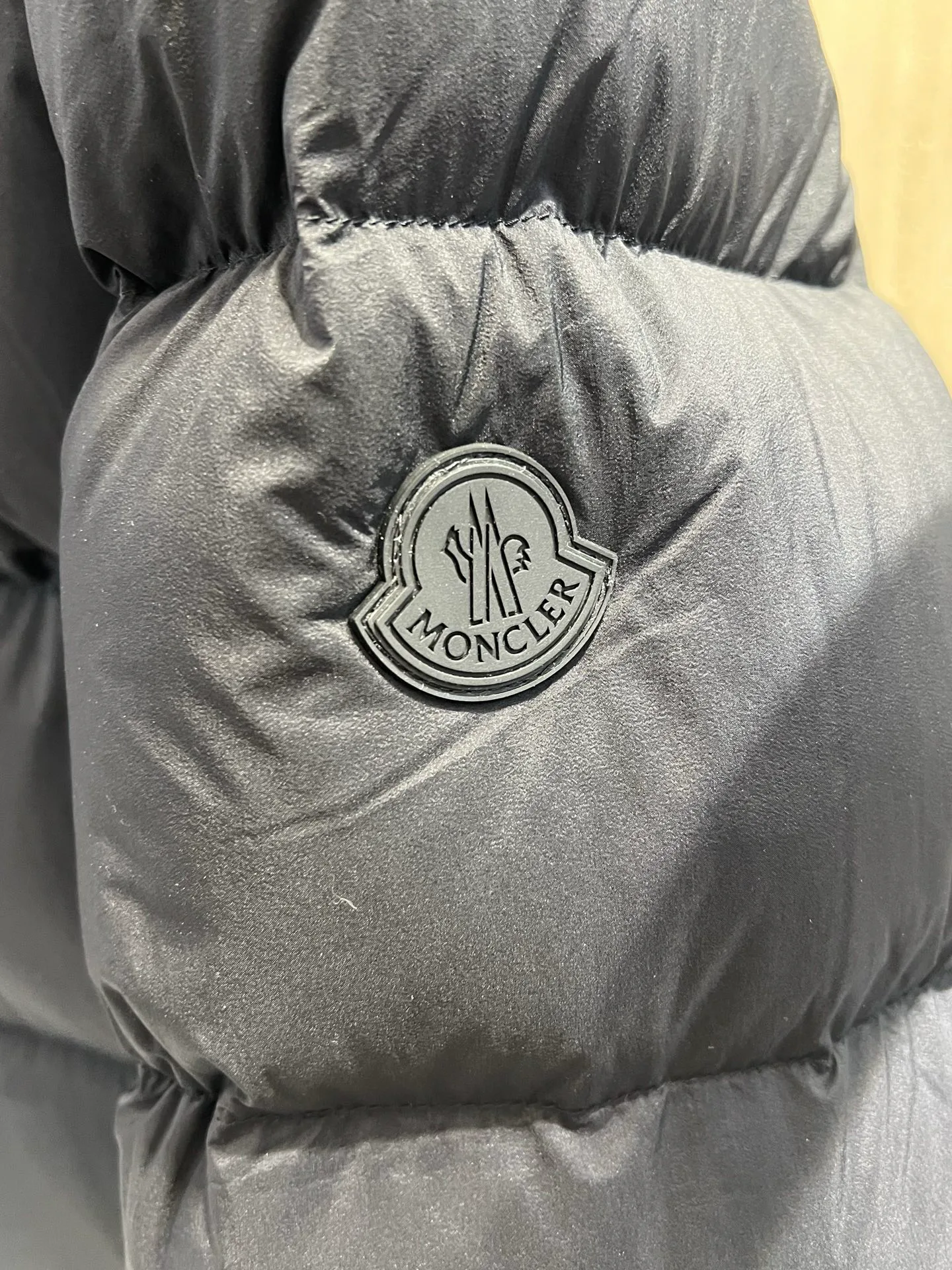 Men's Jackets And Down Jackets MONCLER 18231560