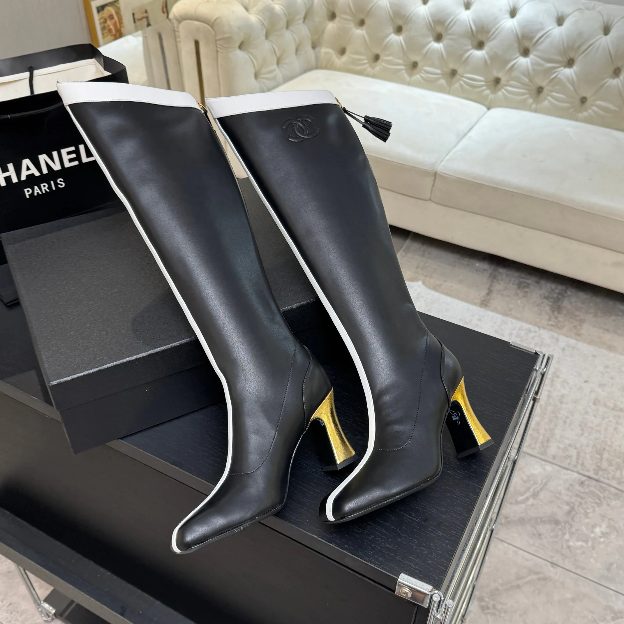 Women's Boots CHANEL 18154756
