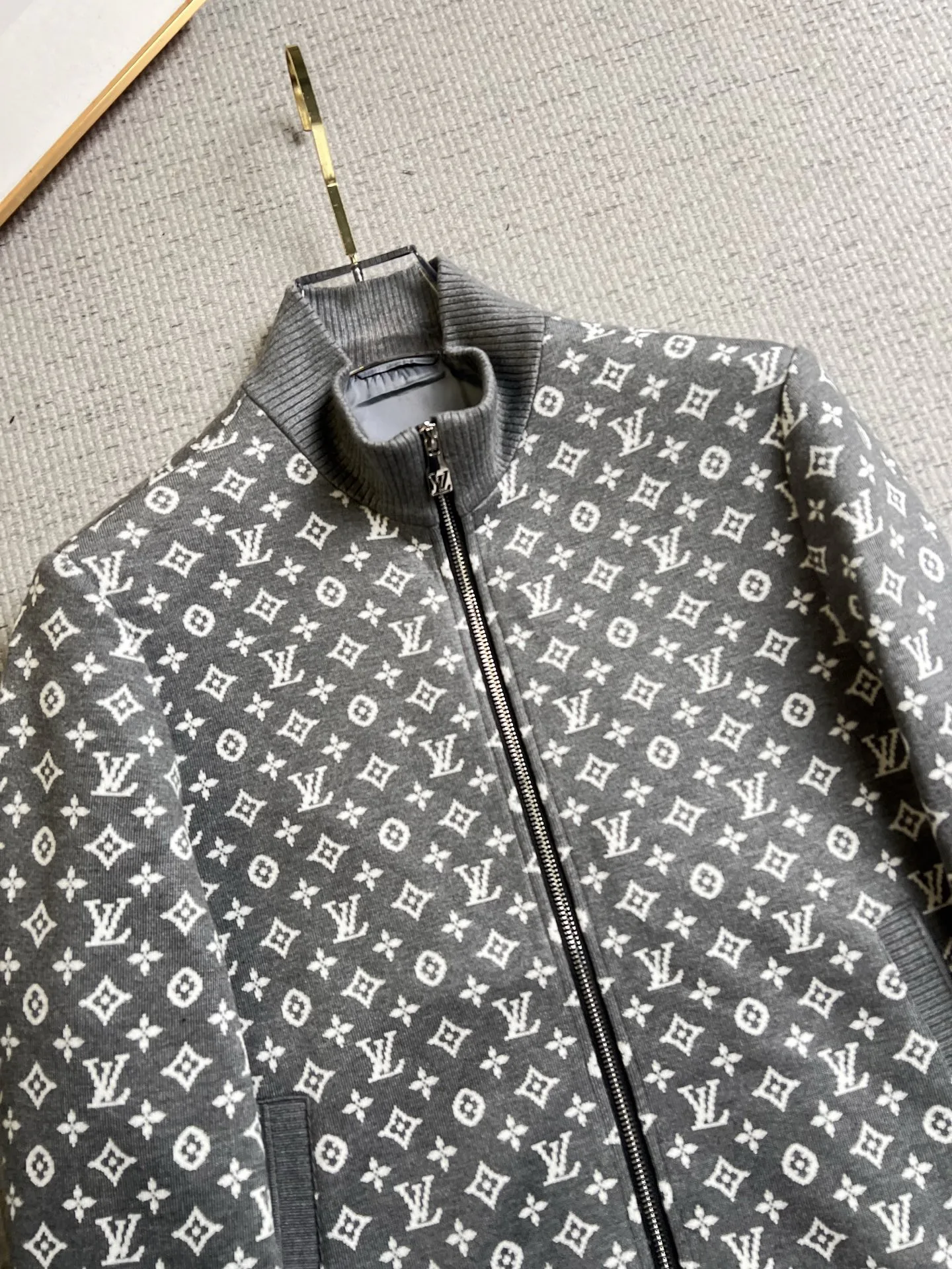 Men's Jackets And Down Jackets LOUIS VUITTON 18098411
