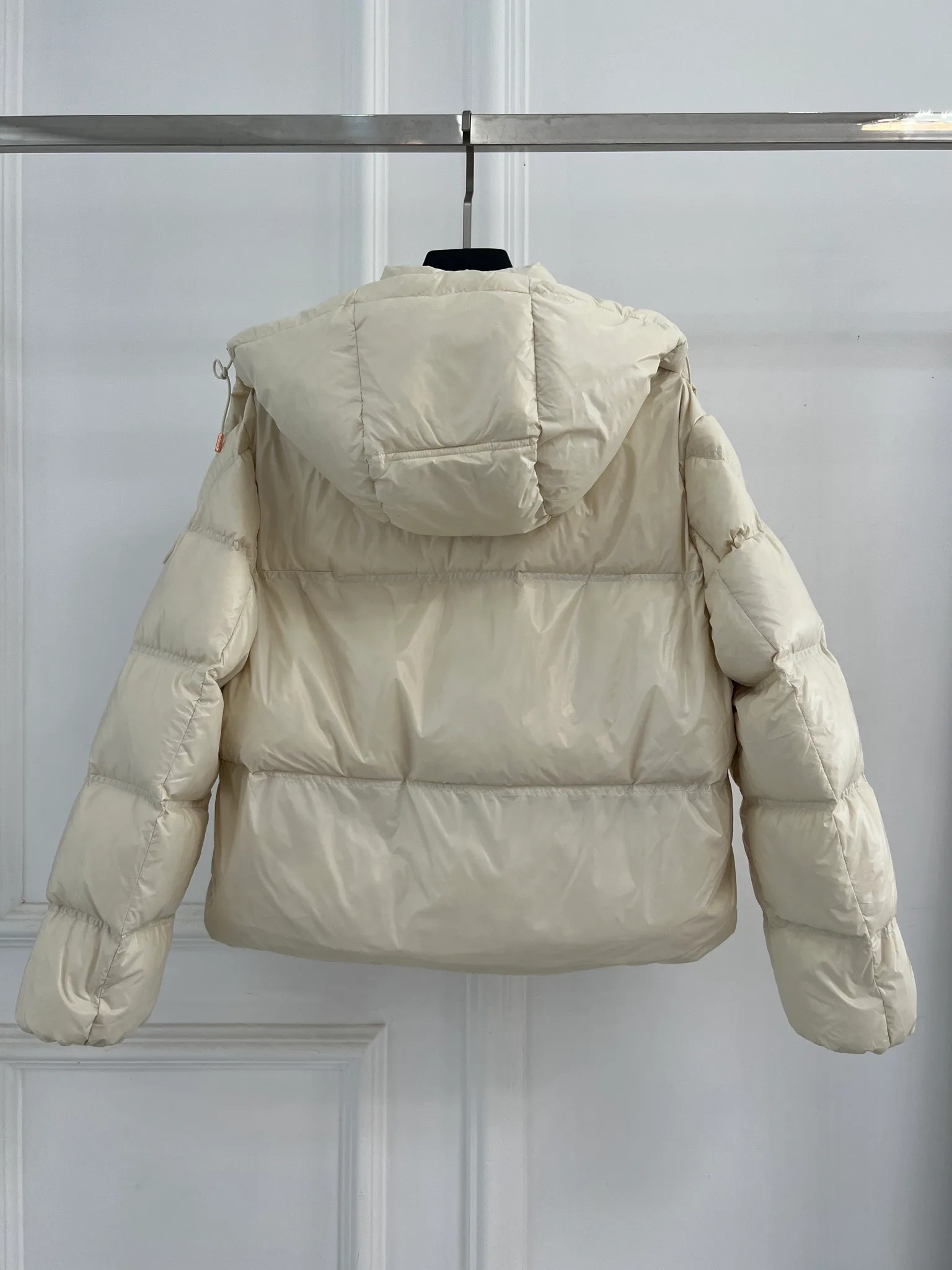 Women's Jackets And Down Jackets MONCLER 18416180