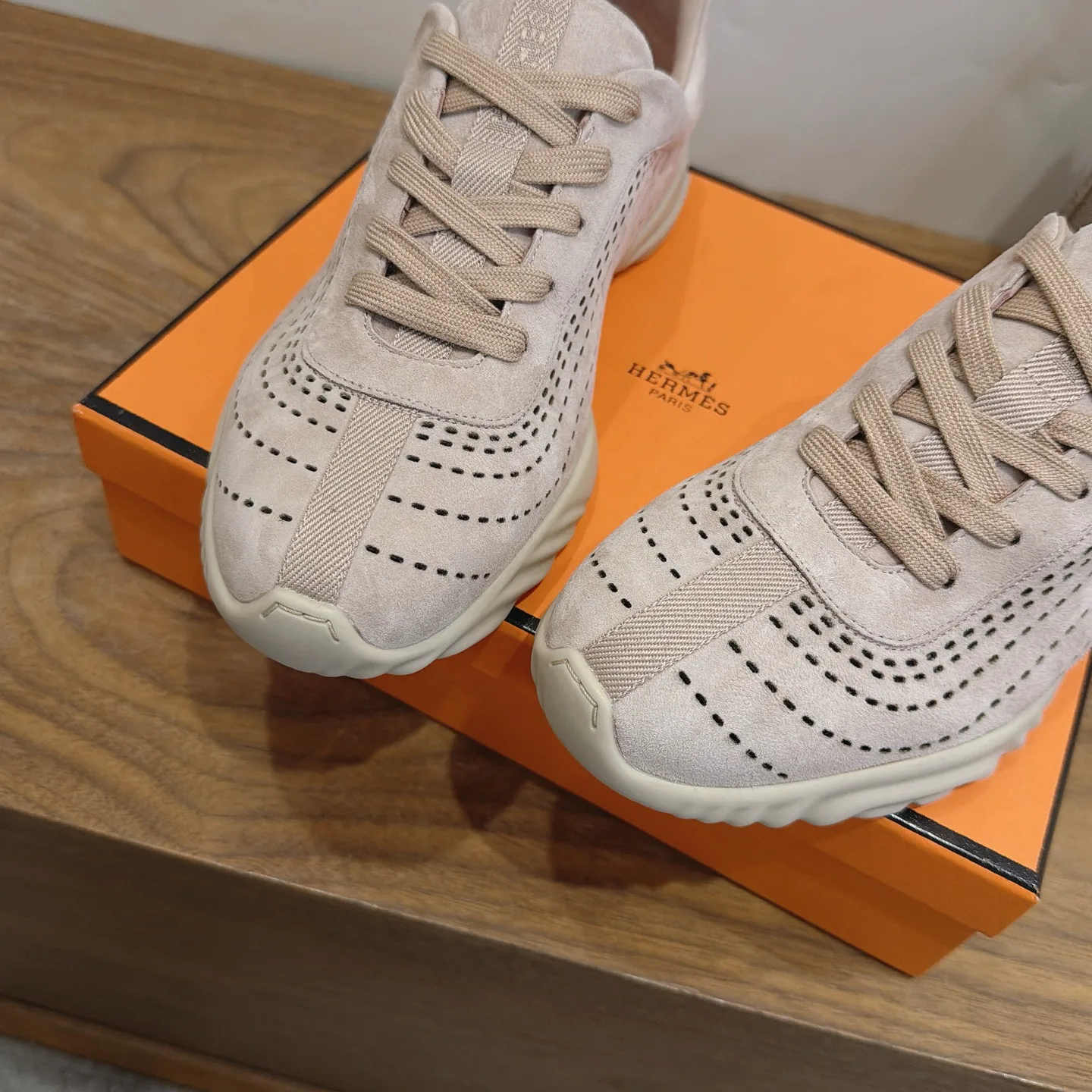 Women's Sneakers HERMES 18230948