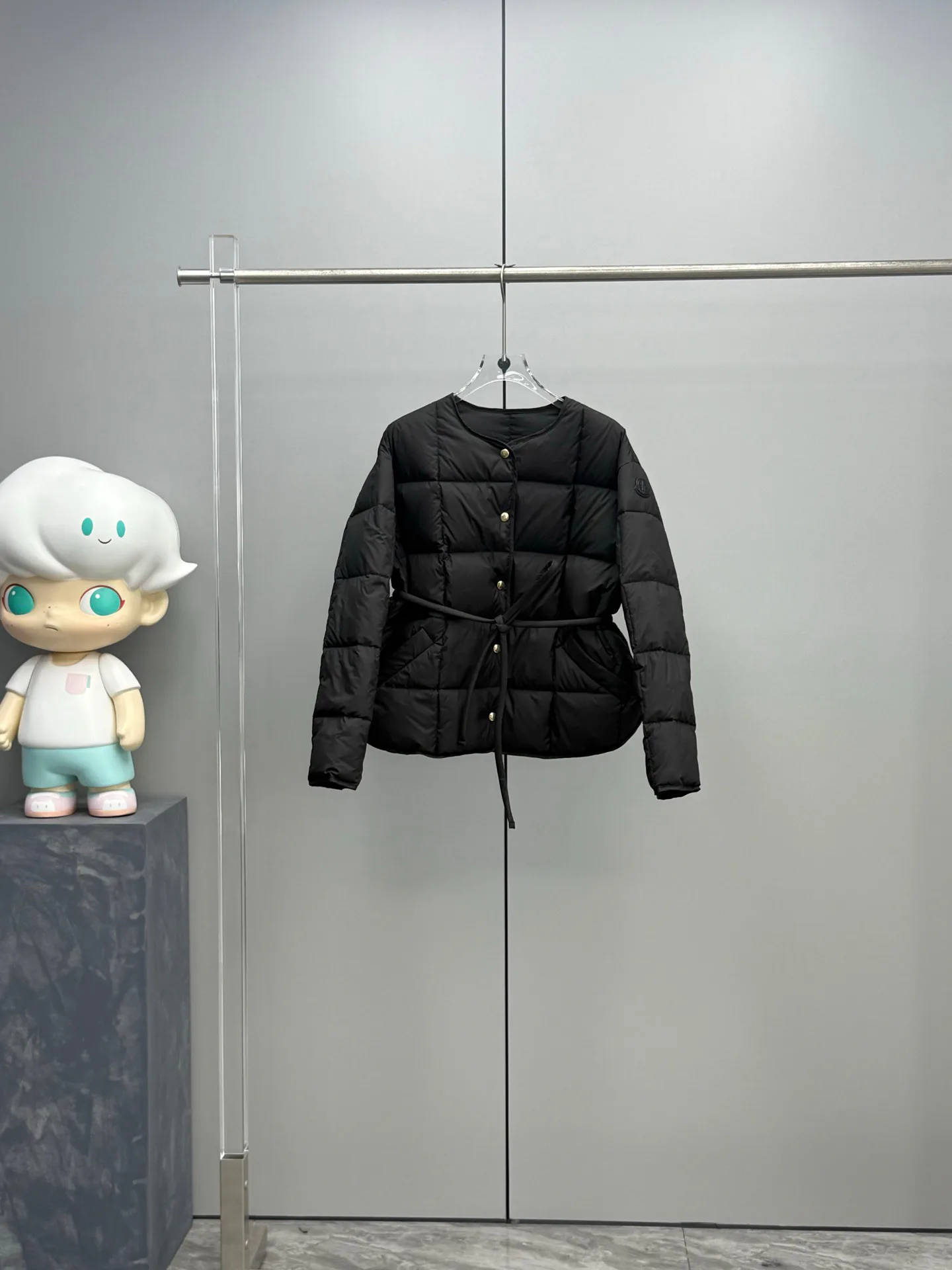 Women's Jackets And Down Jackets MONCLER 17865420