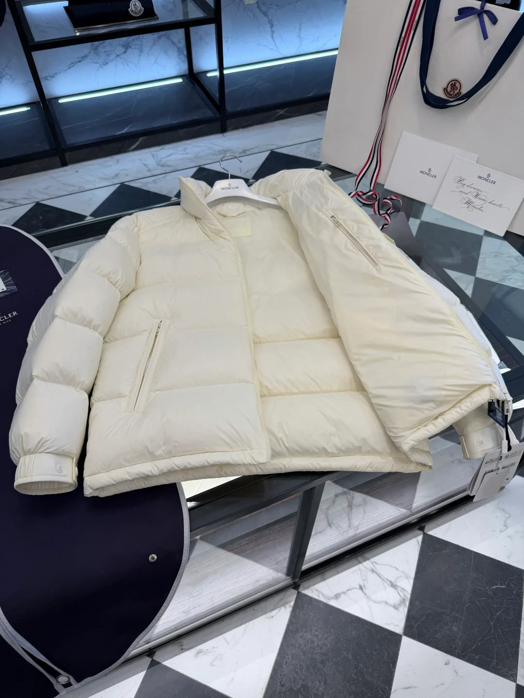 Men's Jackets And Down Jackets MONCLER 18007680