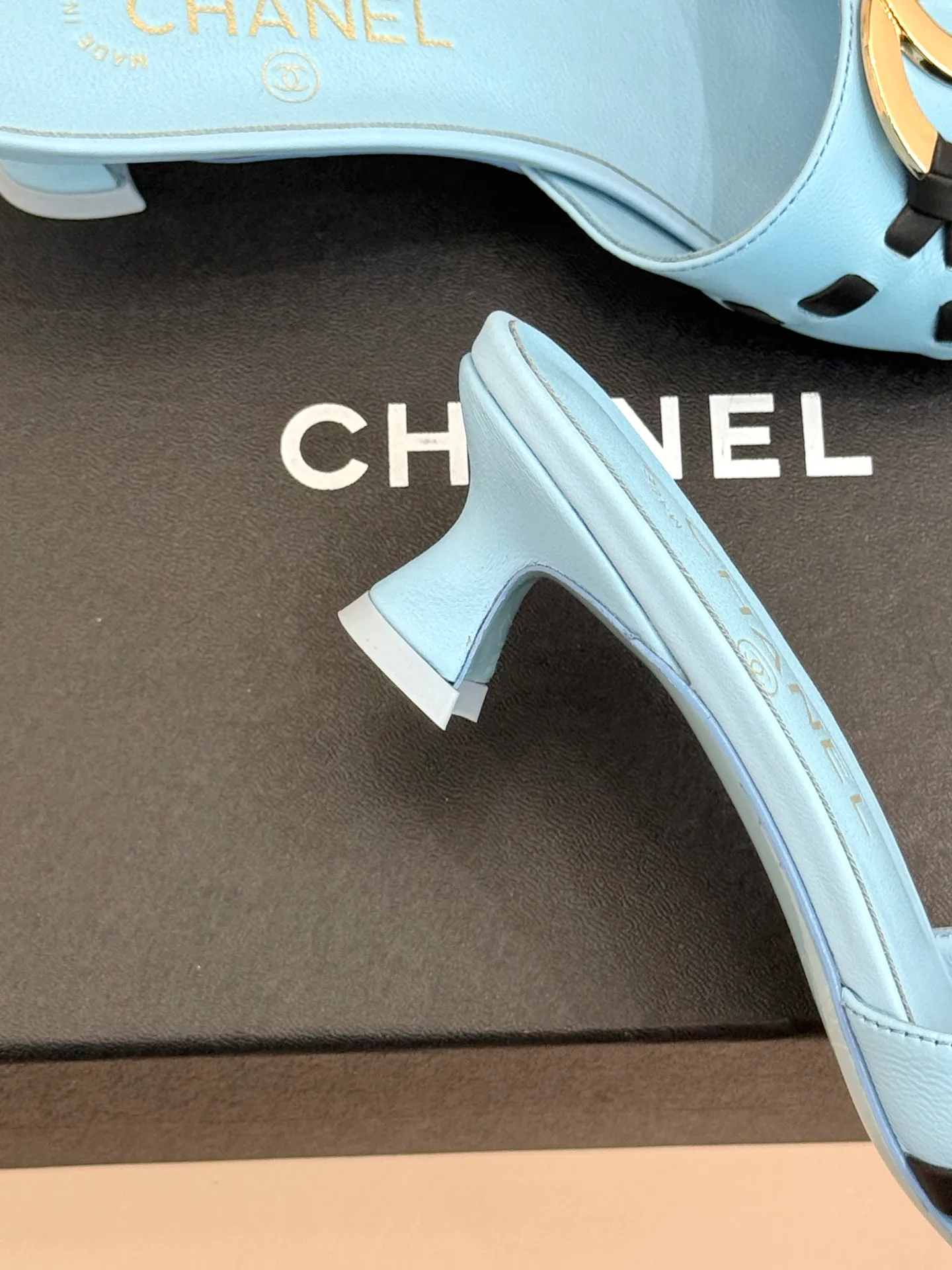 Women's Open-Toe Sandals CHANEL 17025706