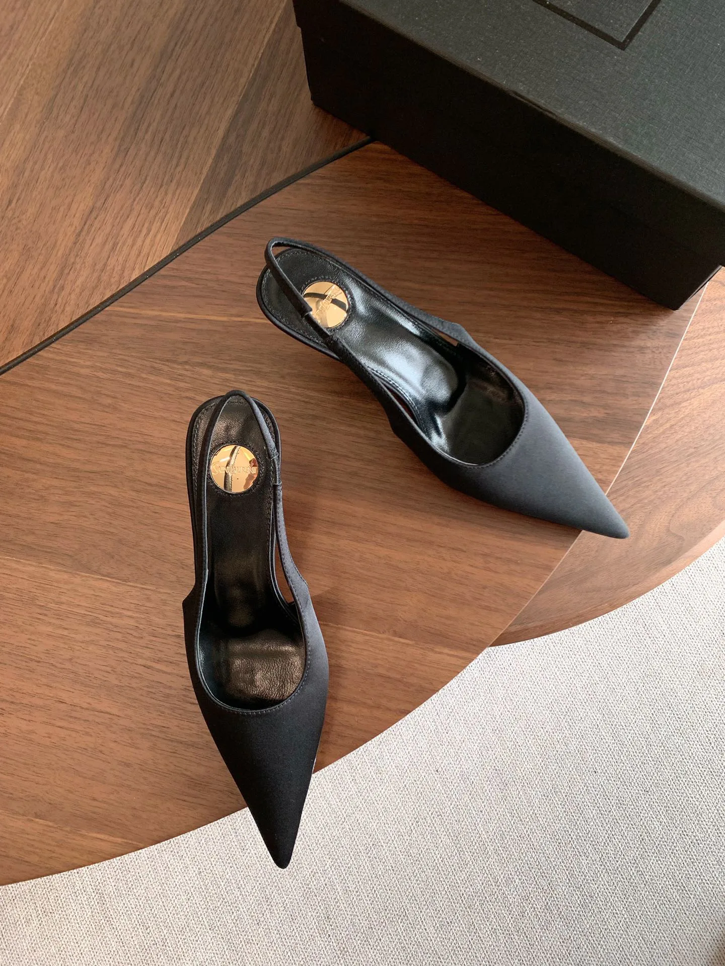 Women's Heels SAINT LAURENT 17371725