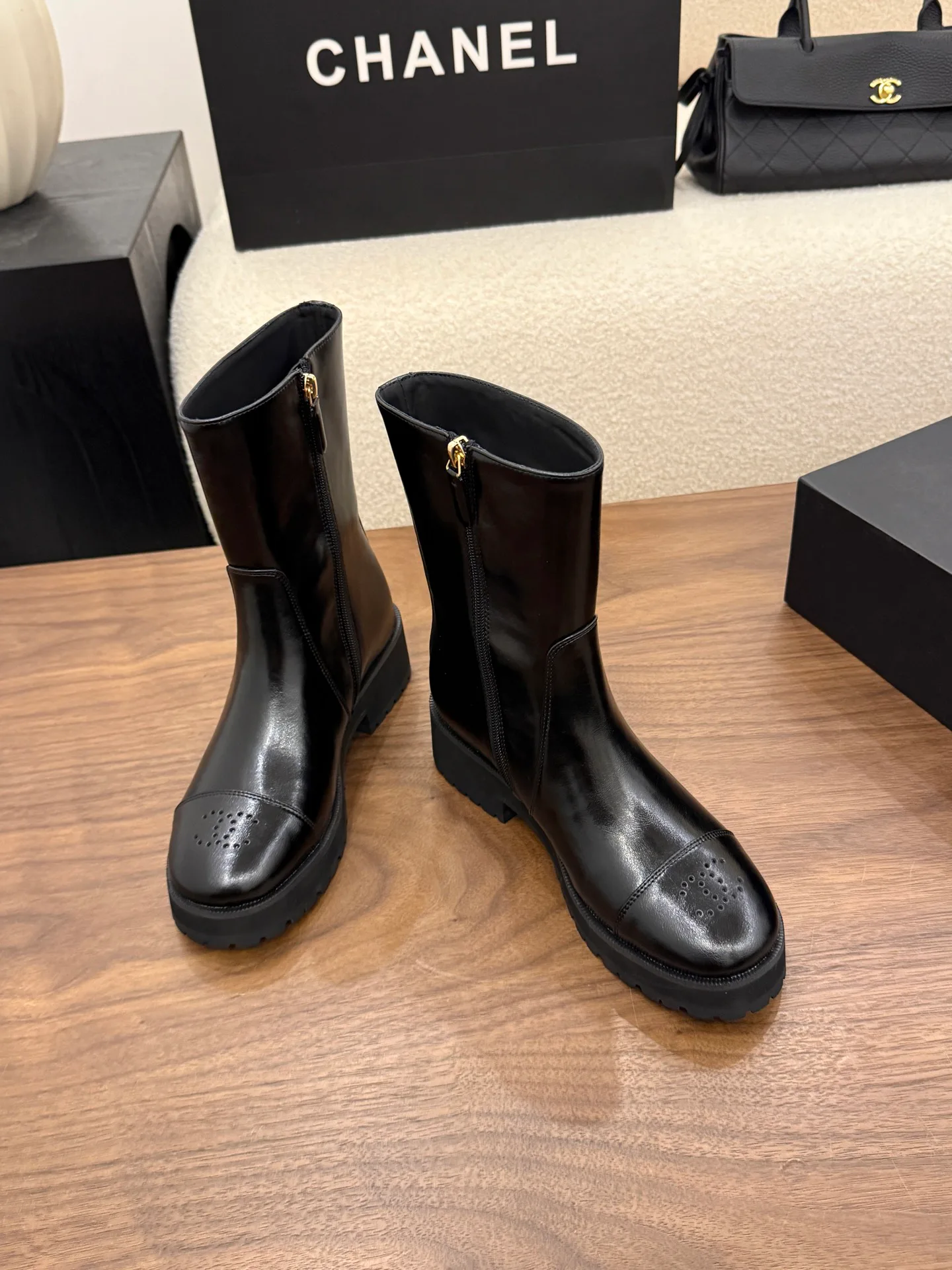 Women's Boots CHANEL 18275728