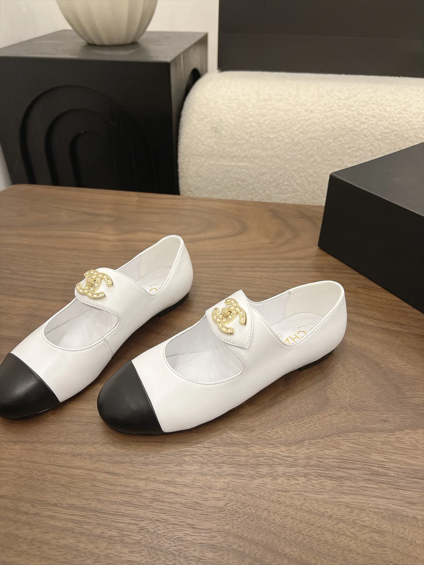 Women's Heels CHANEL 17981659
