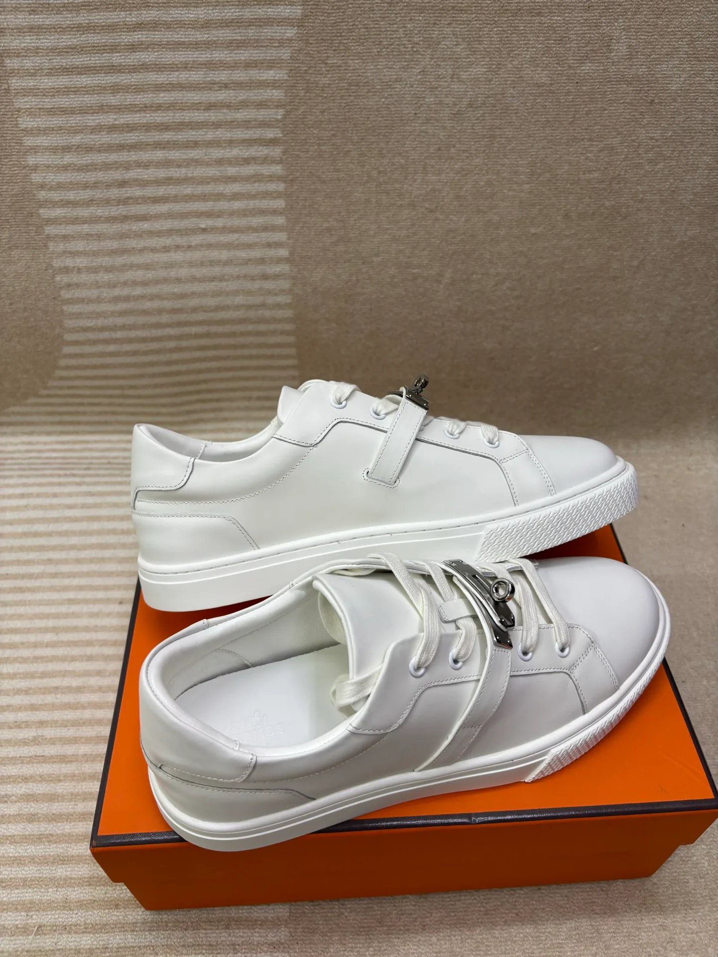 Men's Sneakers HERMES 18352756