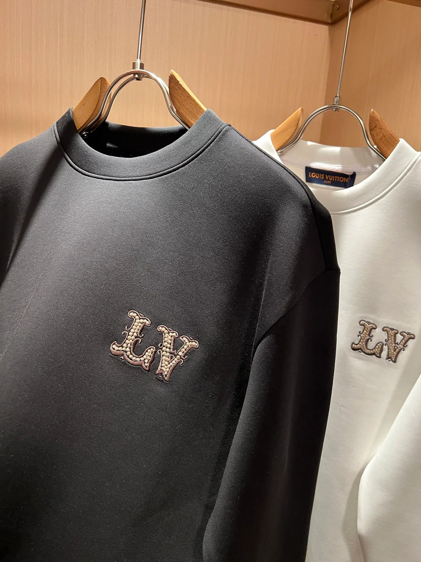 Men's Sweatshirts And Hoodies LOUIS VUITTON 18519612