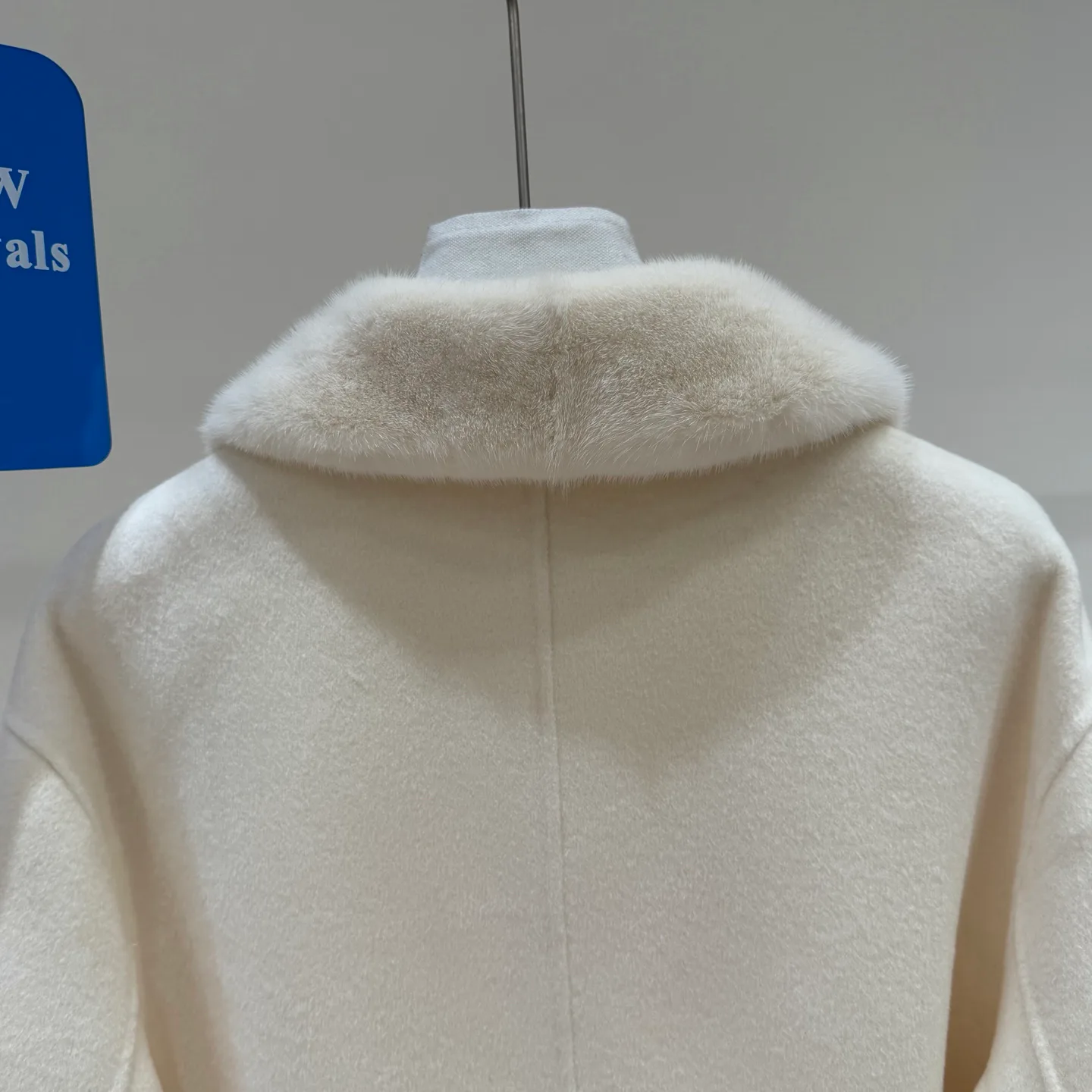 Women's Coats LORO PIANA 18115029