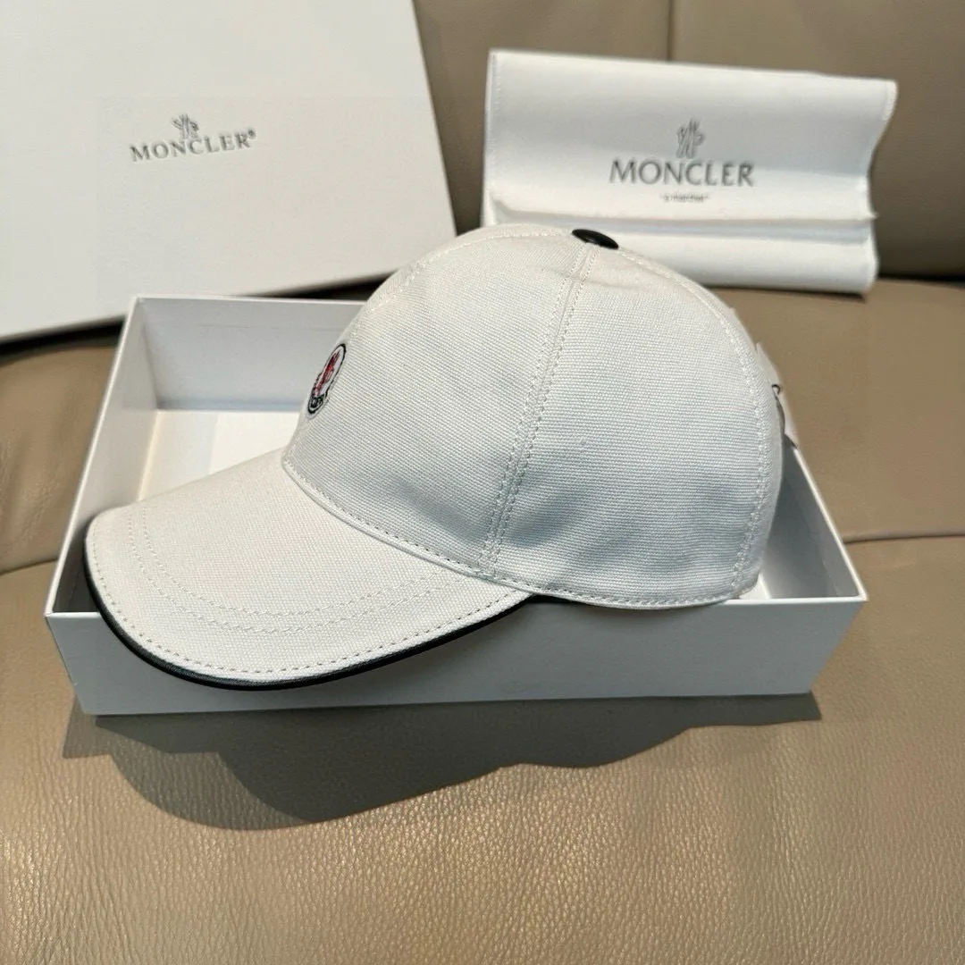 Hats MONCLER 17604849