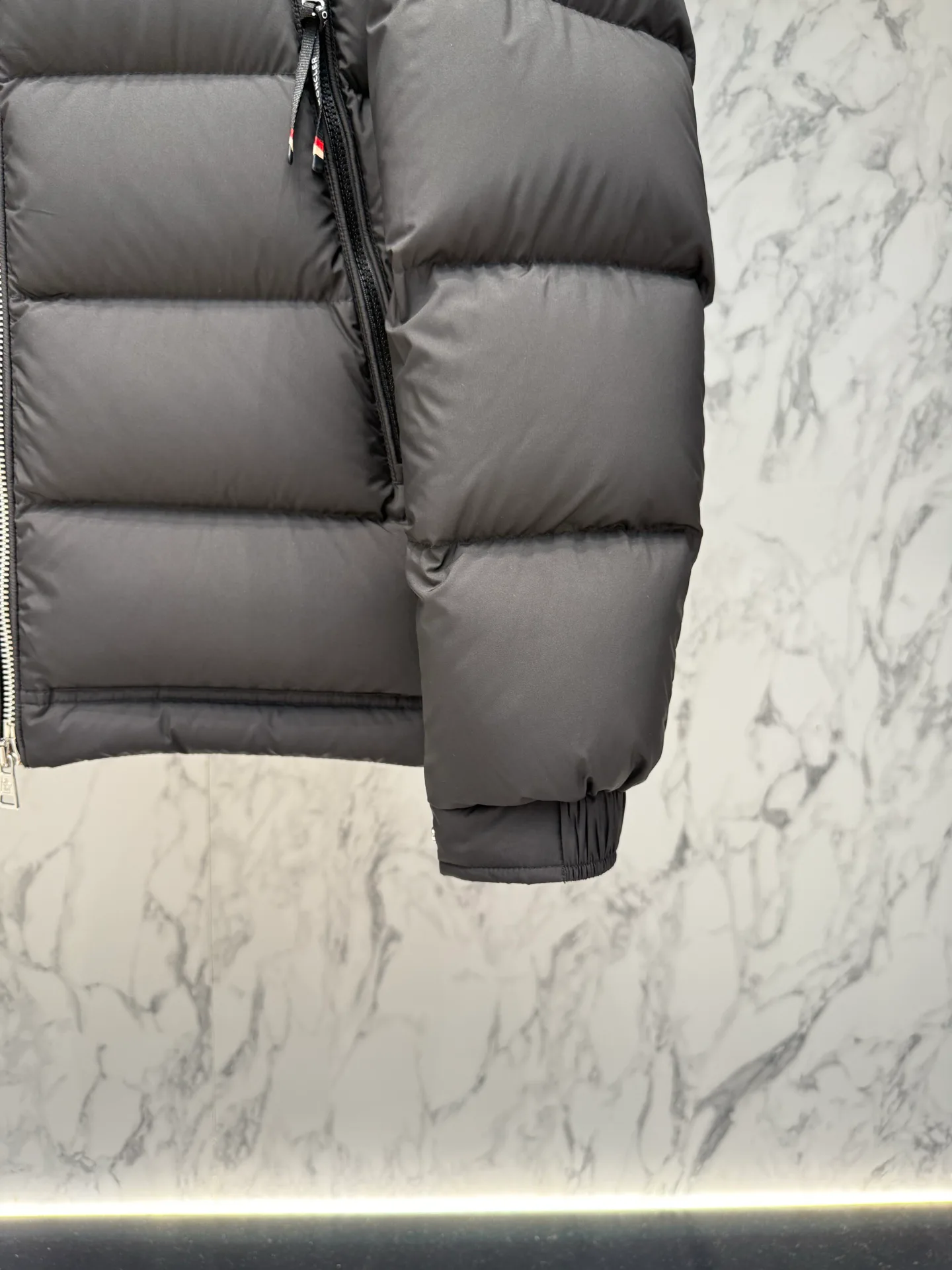 Men's Jackets And Down Jackets MONCLER 18046520