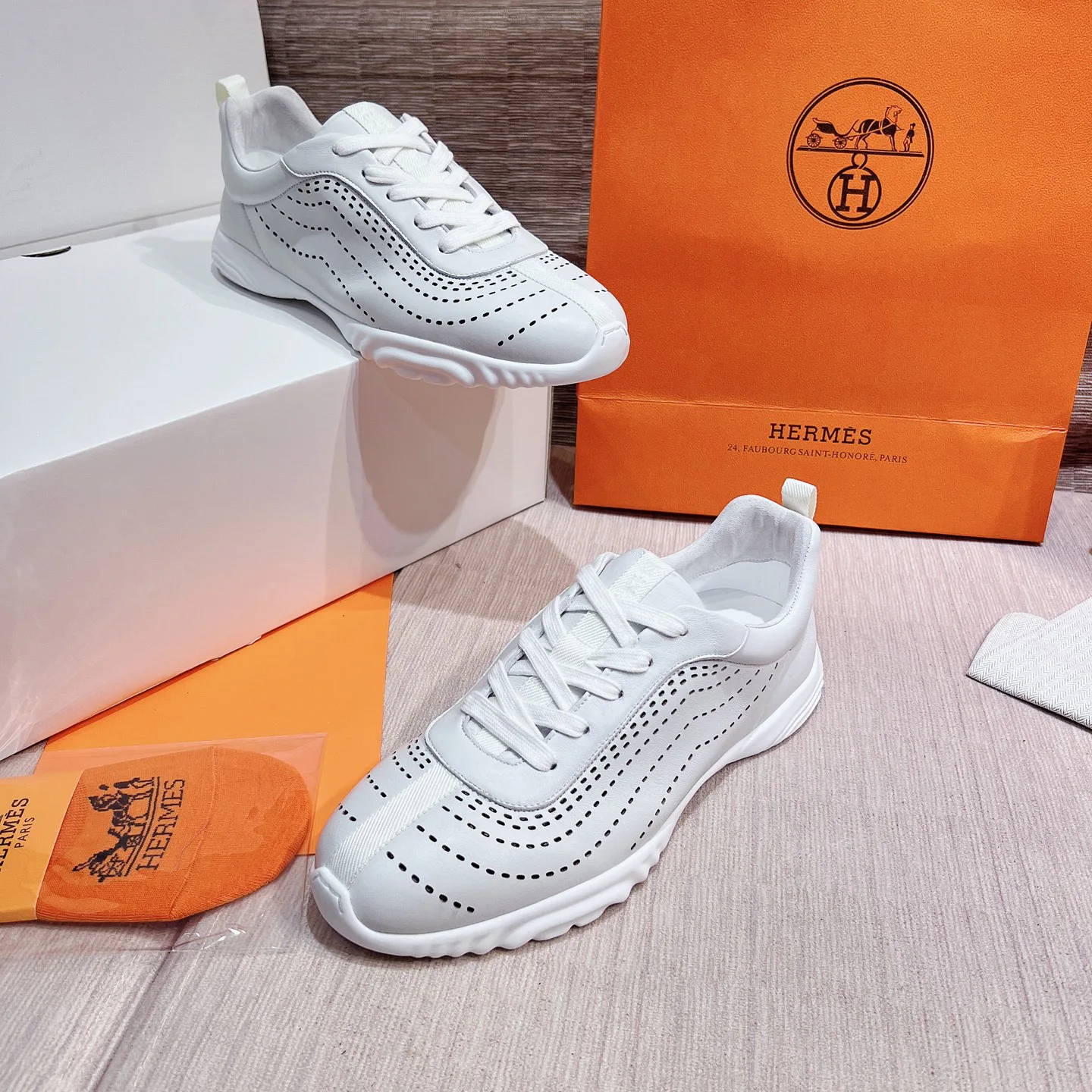 Men's Sneakers HERMES 17749560