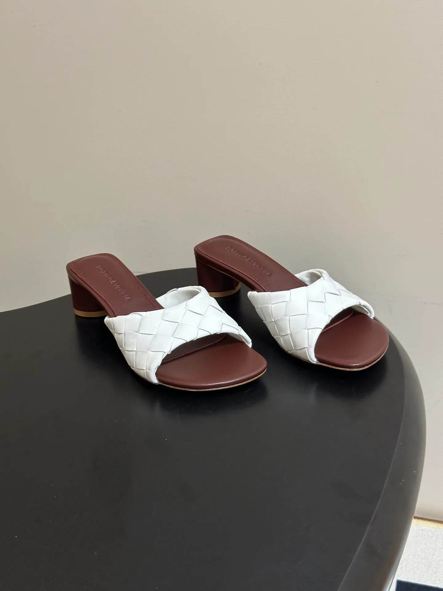 Women's Mules And Clogs BOTTEGA VENETA 17480753