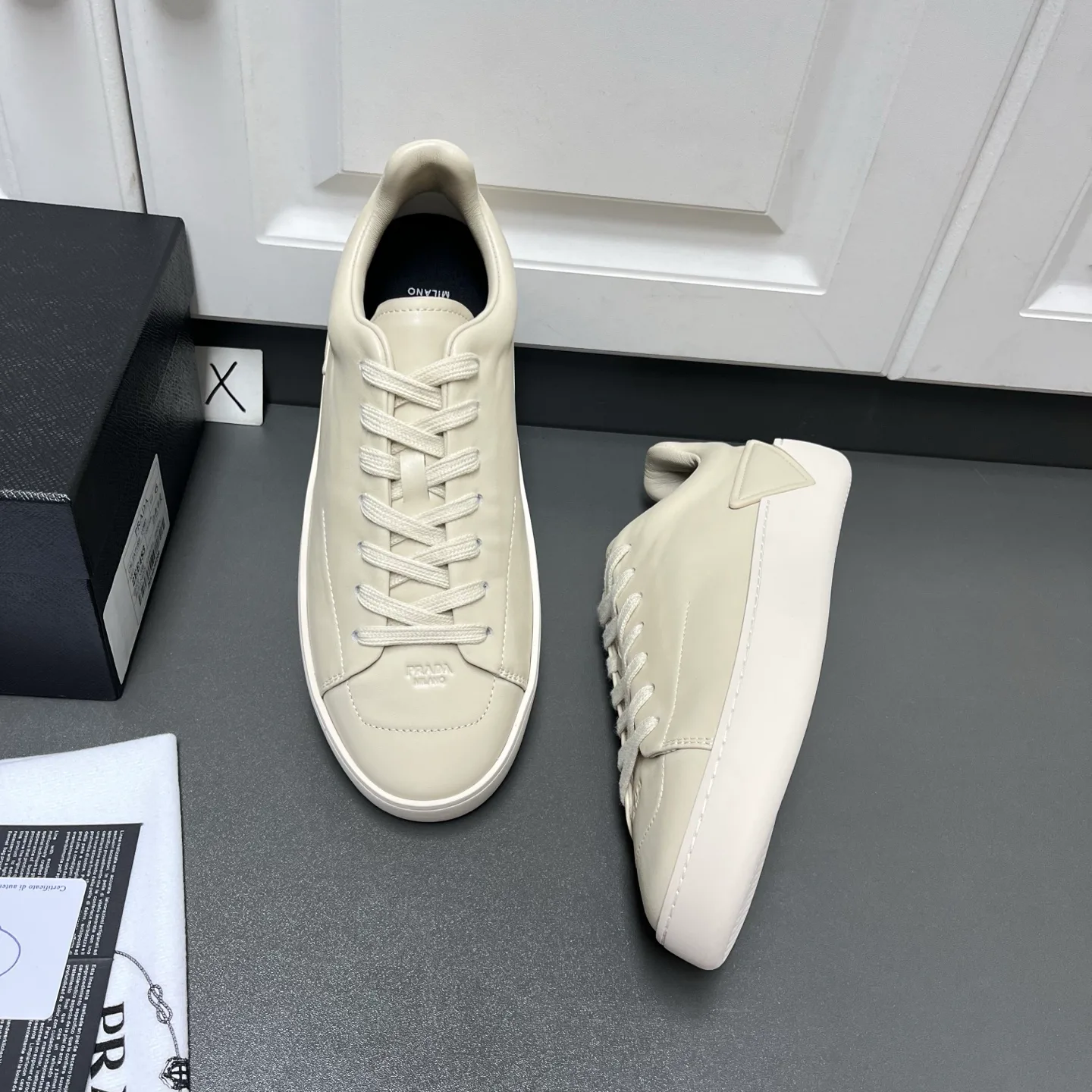 Men's Sneakers PRADA 16940097
