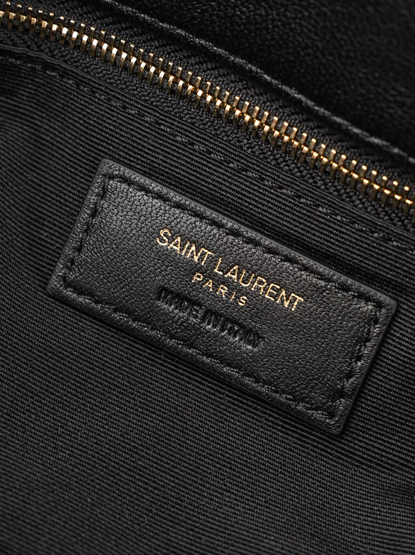 Women's Classic Handbags SAINT LAURENT 17385939