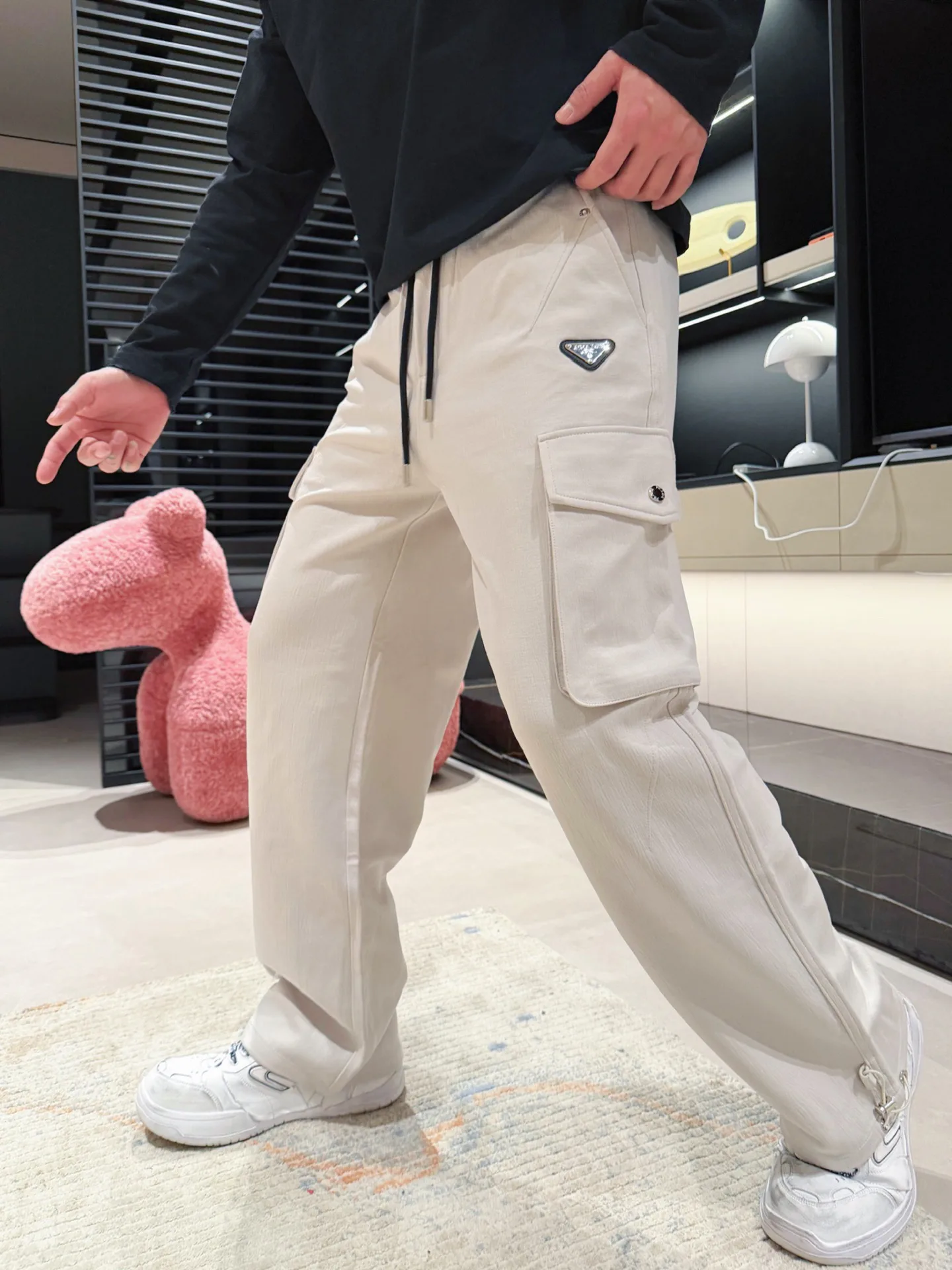 Men's Trousers PRADA 18499712
