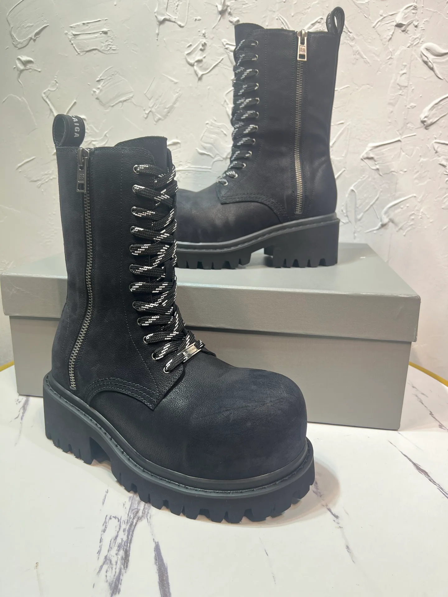 Women's Ankle Boots BALENCIAGA 18225224
