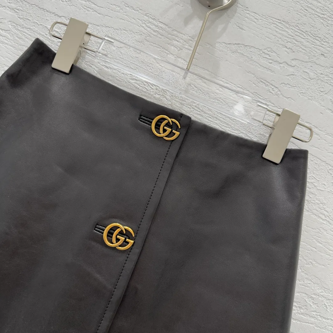 Women's Skirts GUCCI 18064714
