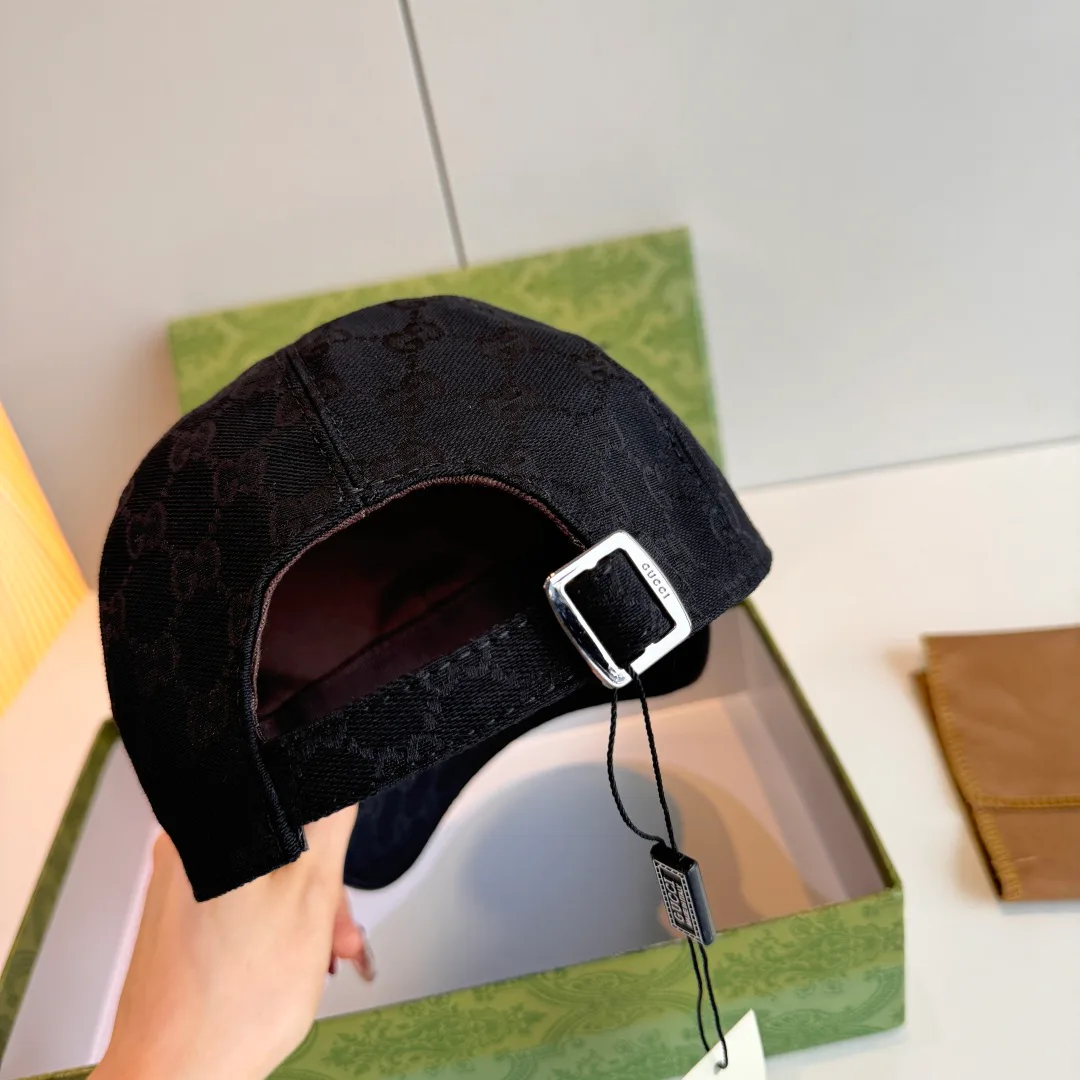 Hats GUCCI 18347106