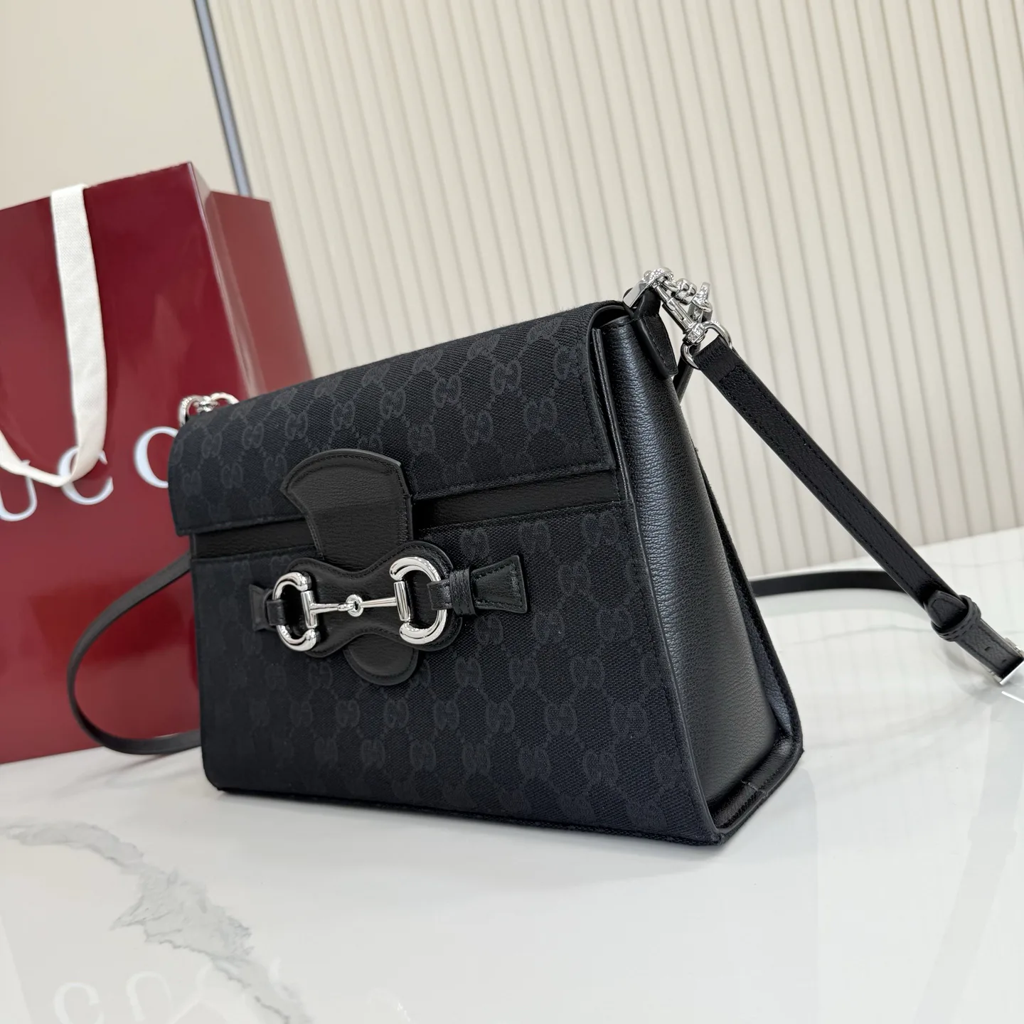Women's Classic Handbags GUCCI 17947727