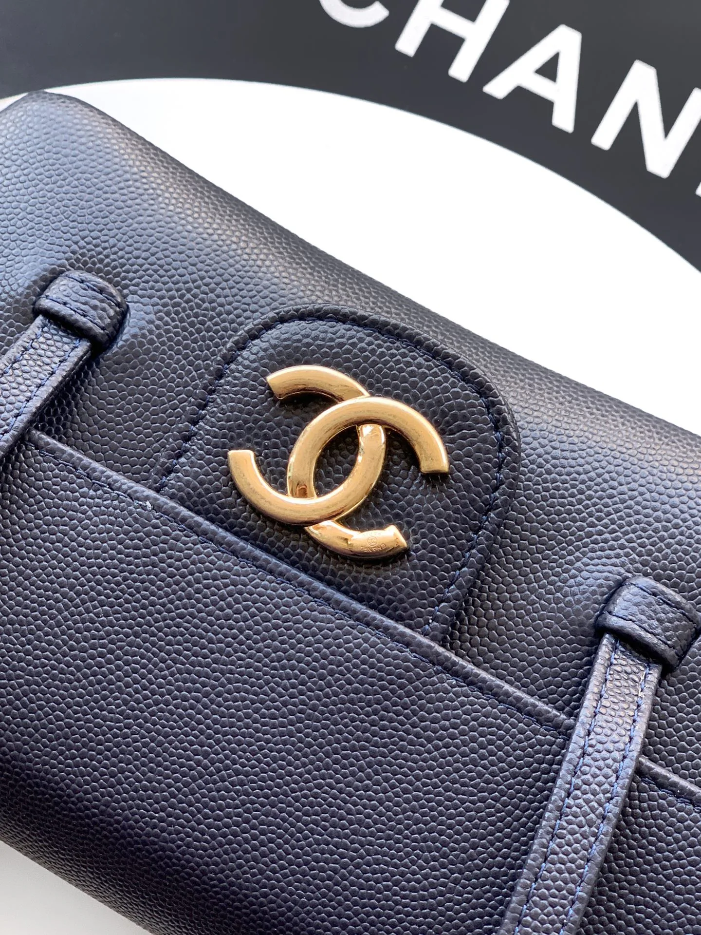 Классические Сумки Женские Chanel 18588873