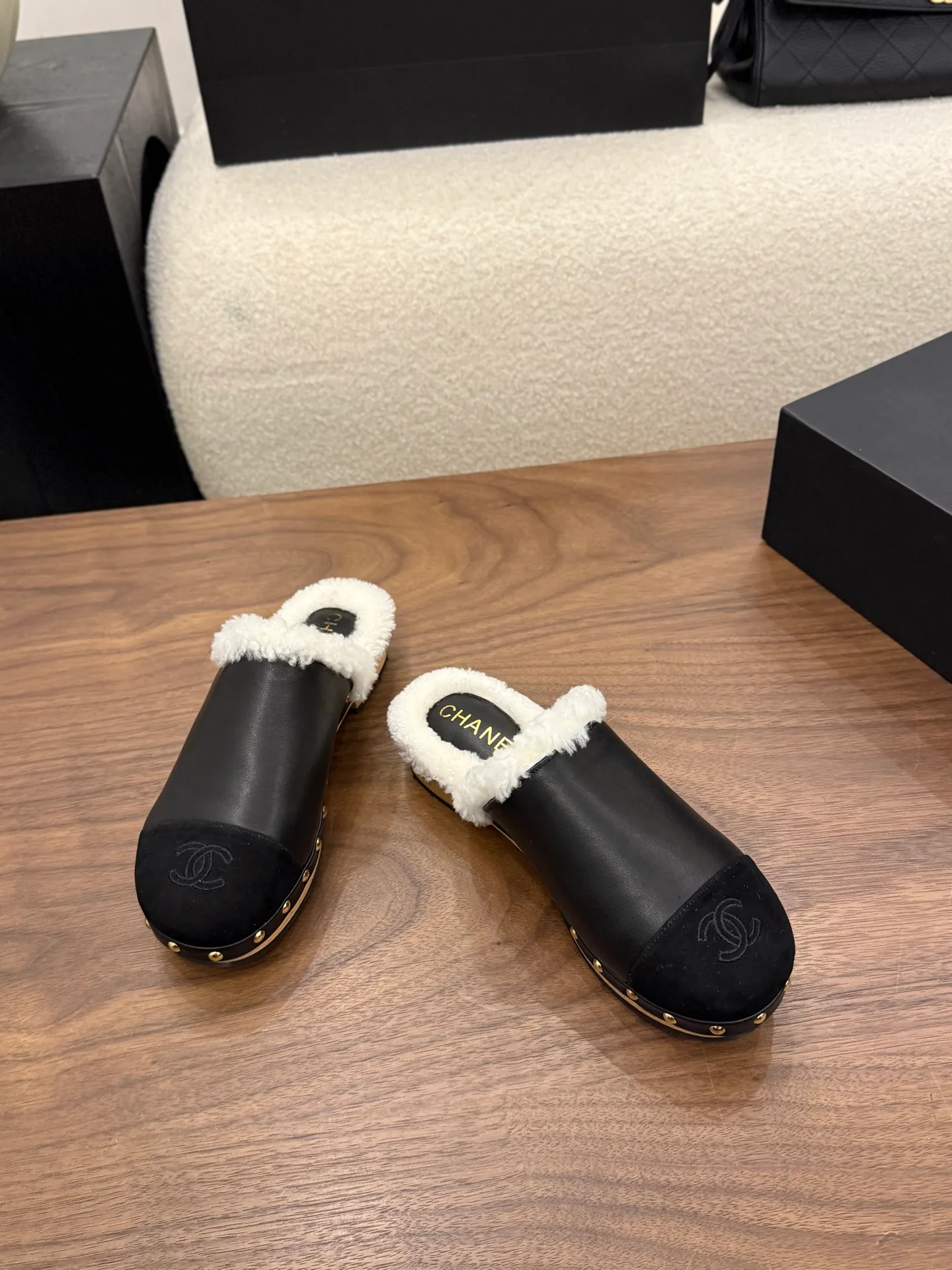 Women's Mules And Clogs CHANEL 18223742
