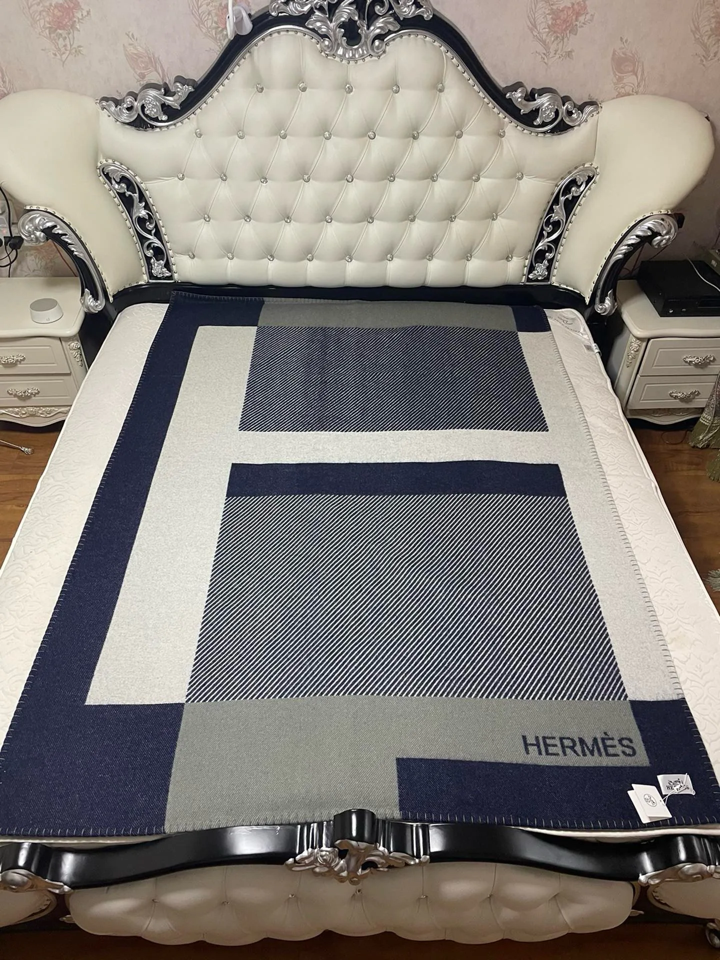 Textiles HERMES 18002653