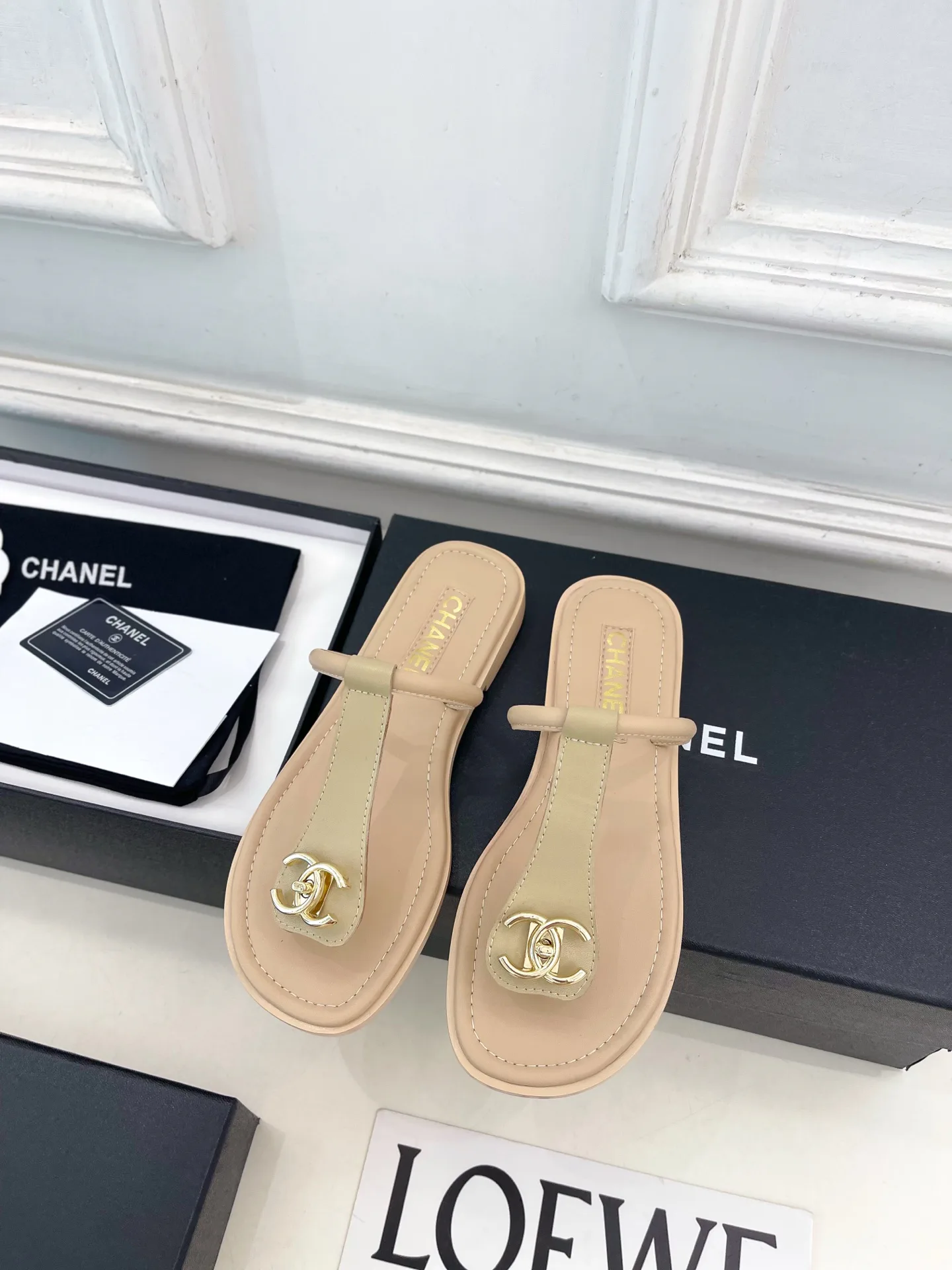 Women's Flip-Flops CHANEL 17506918