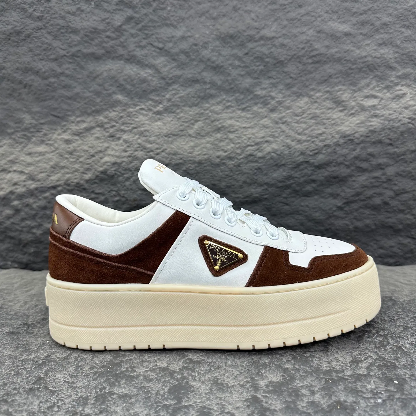 Men's Sneakers PRADA 18154155