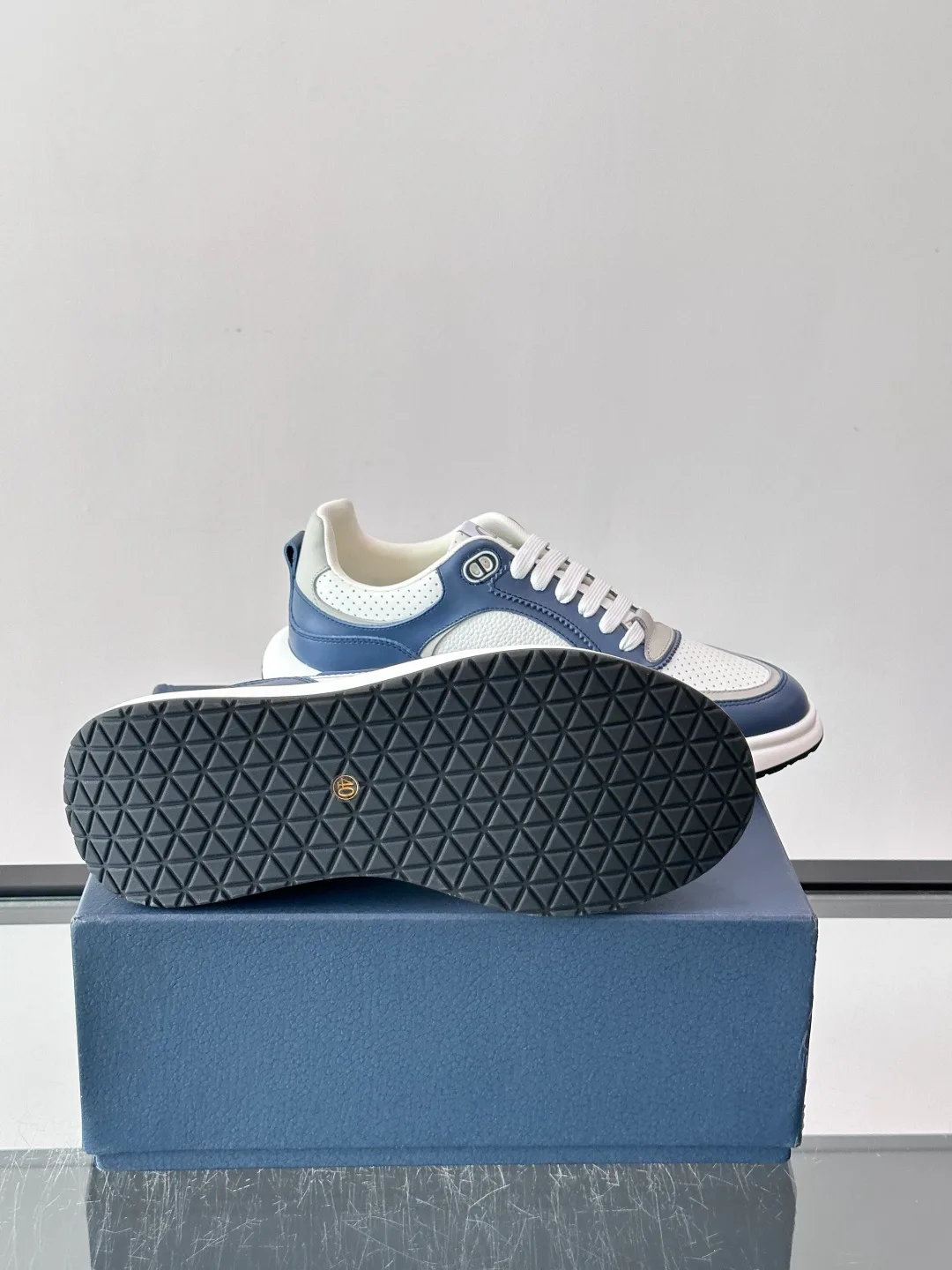 Men's Sneakers CHRISTIAN DIOR 18102351