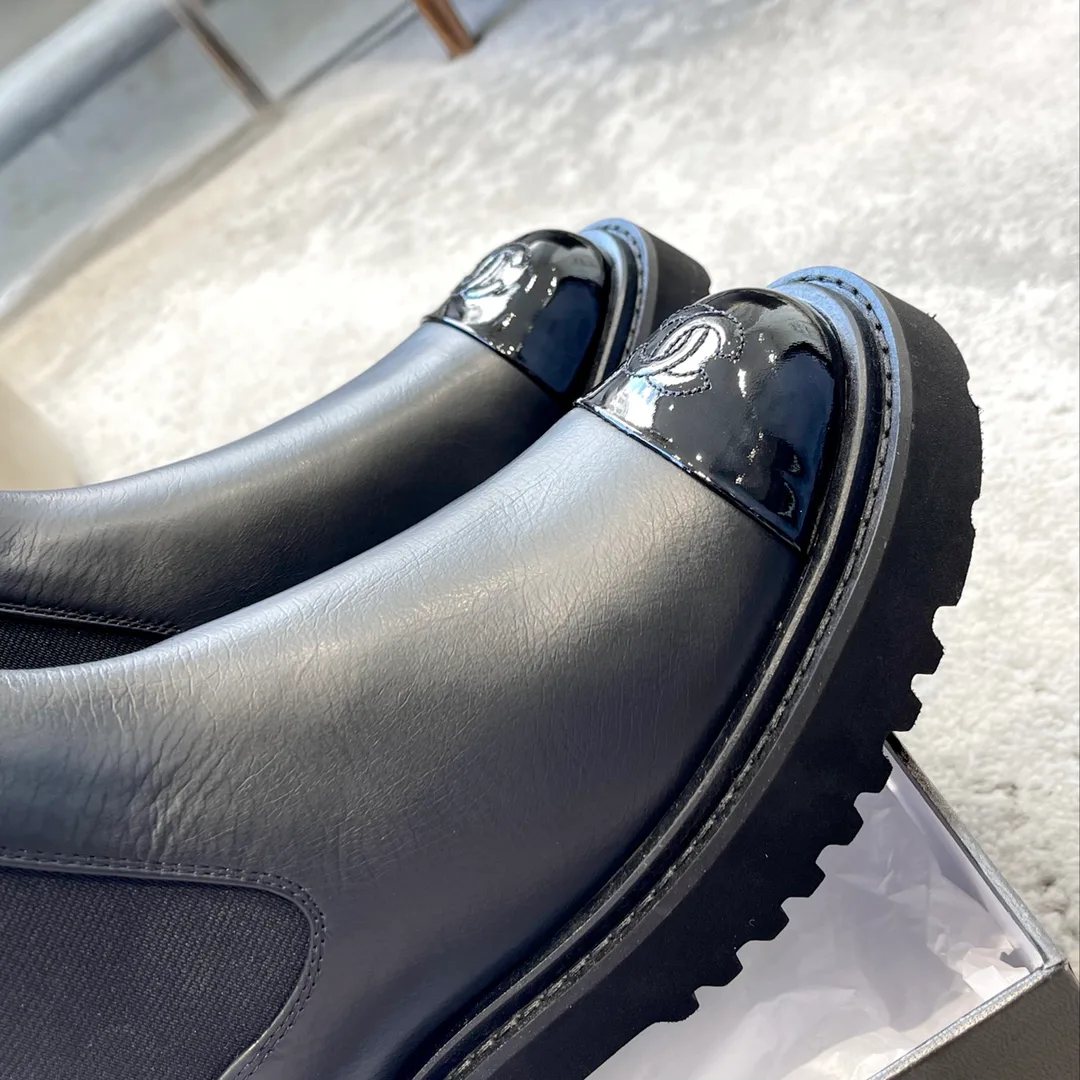 Women's Ankle Boots CHANEL 18154599